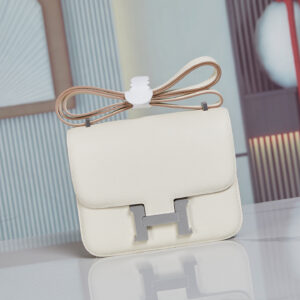 Hermès Constance 19 Shoulder Crossbody Bag
