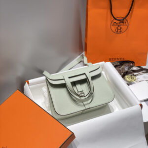 Halzan Crossbody Bag