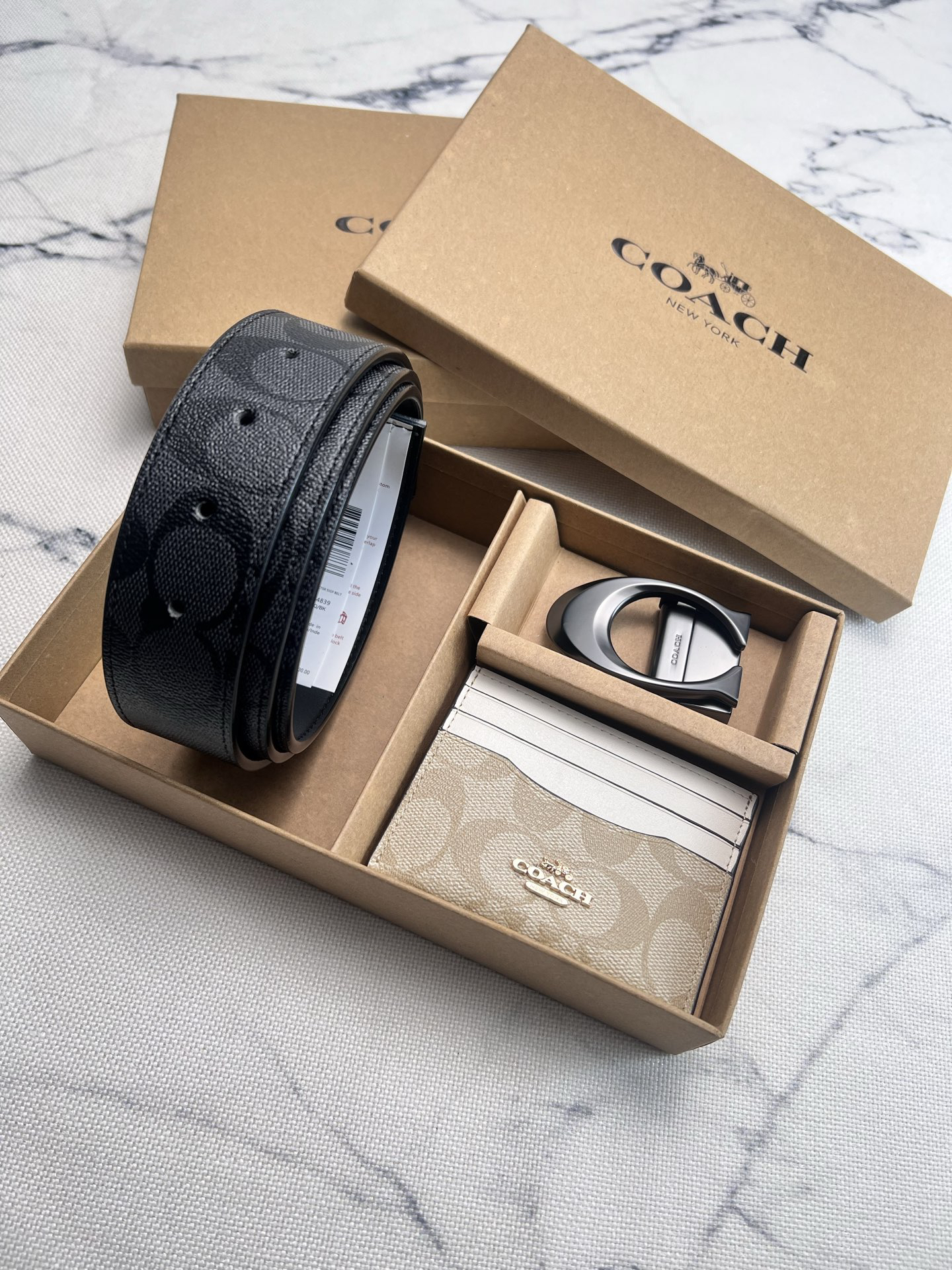 Coach F64839 Men's Leather Belt and CH415 Card Holder Set