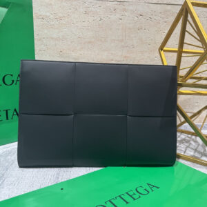 Bottega Veneta BV Calf Leather Handbag