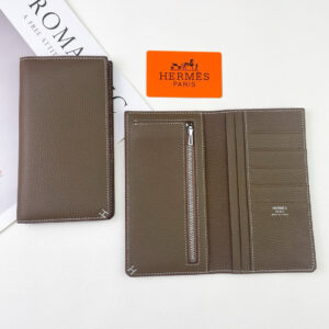 Hermès Evercolor Calfskin Long Wallet with Contrasting Horse Saddle Stitching