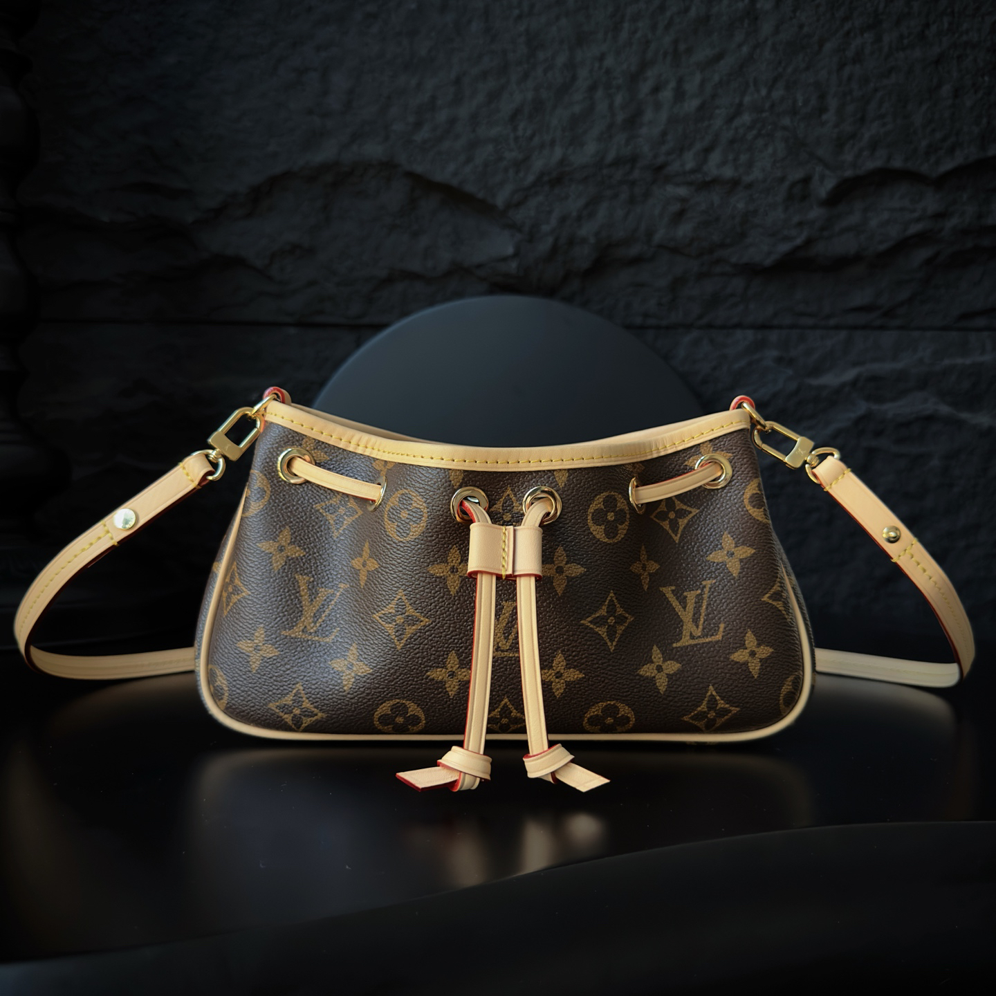 Nano Frivole M29537 Handbag