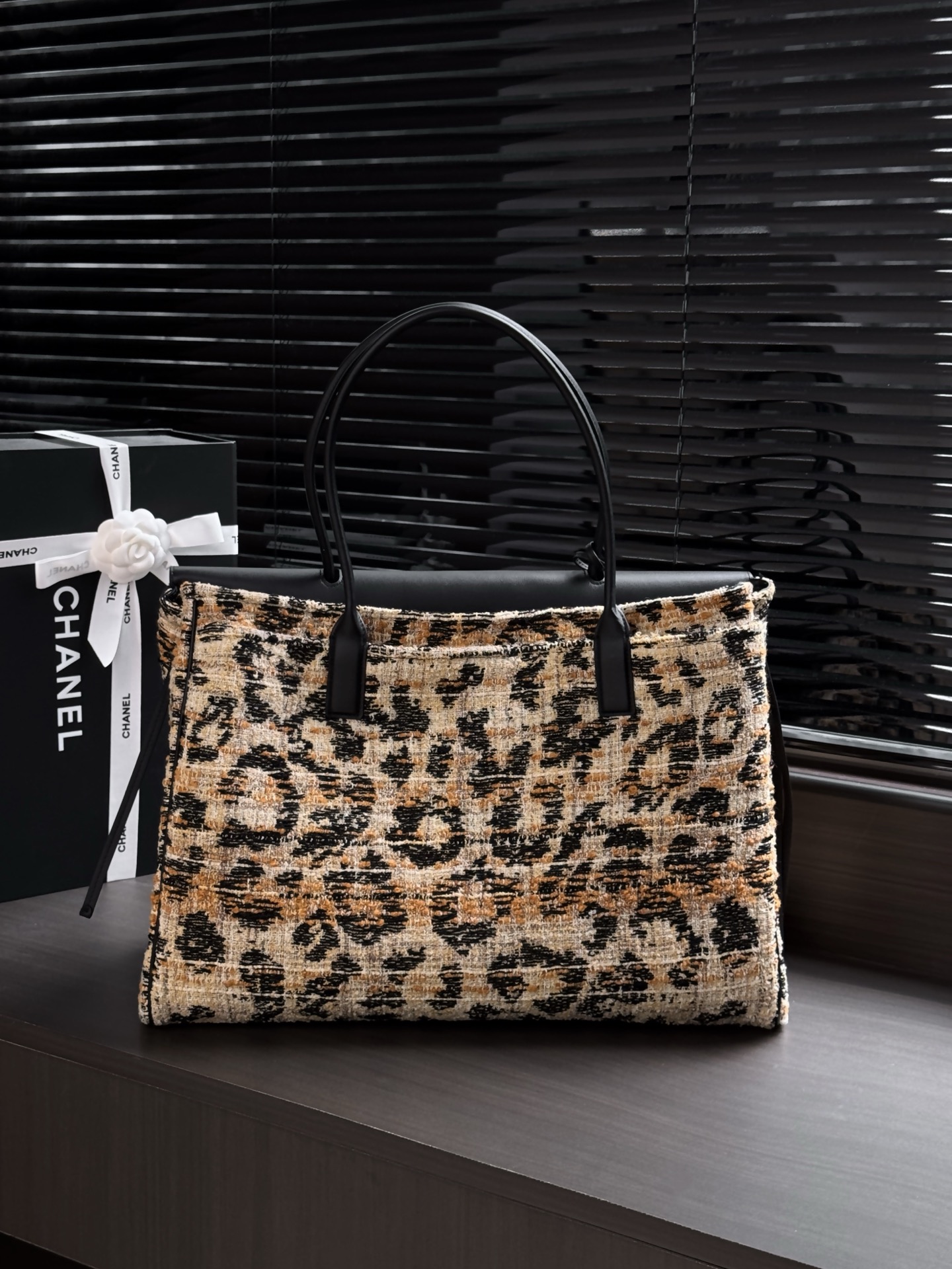 Chanel 26A Métiers d'Art Leopard-Print Baguette Bag - Image 2