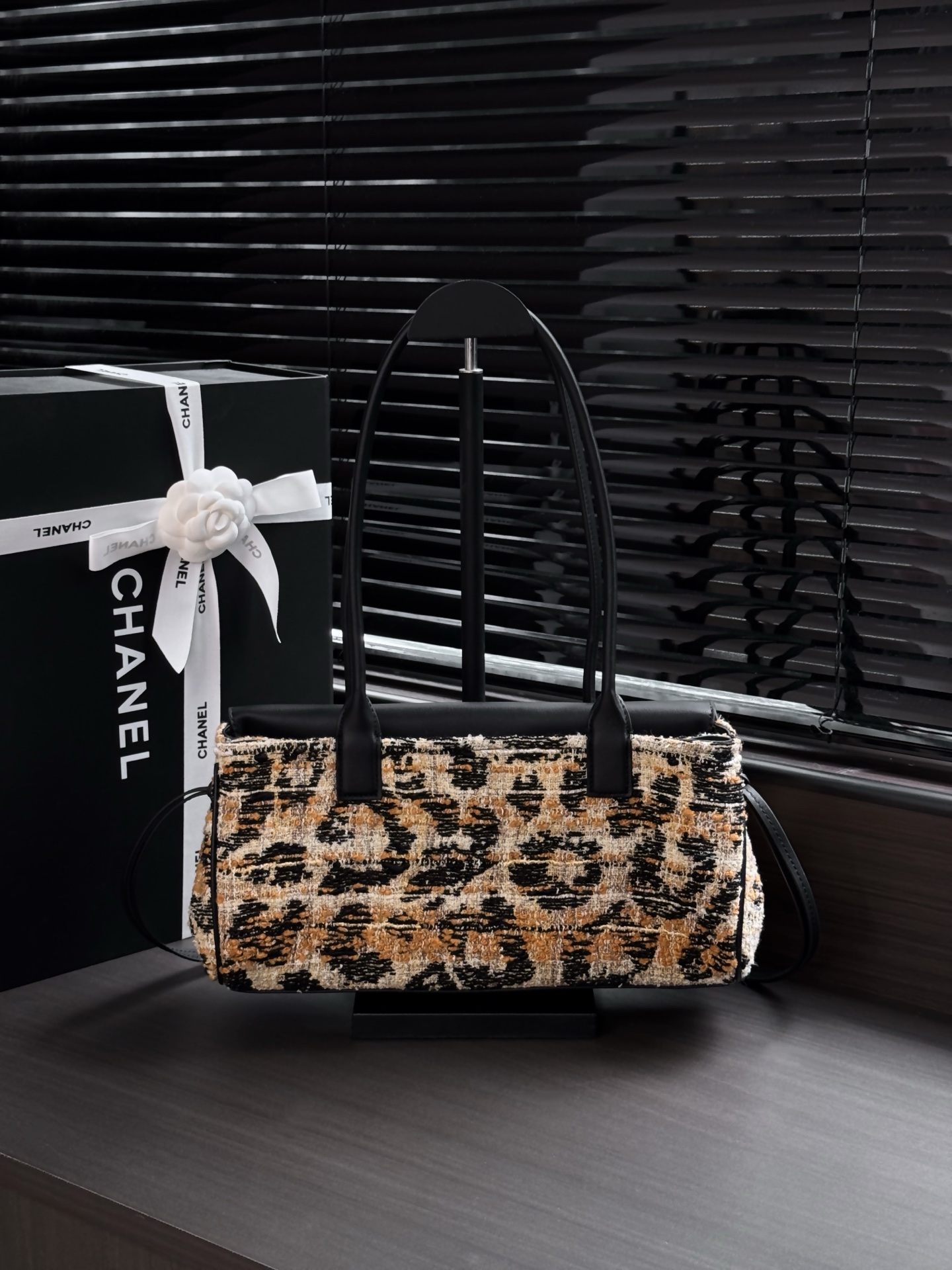 Chanel 26A Metiers d'Art Leopard-Print Baguette Shoulder Bag - Image 2