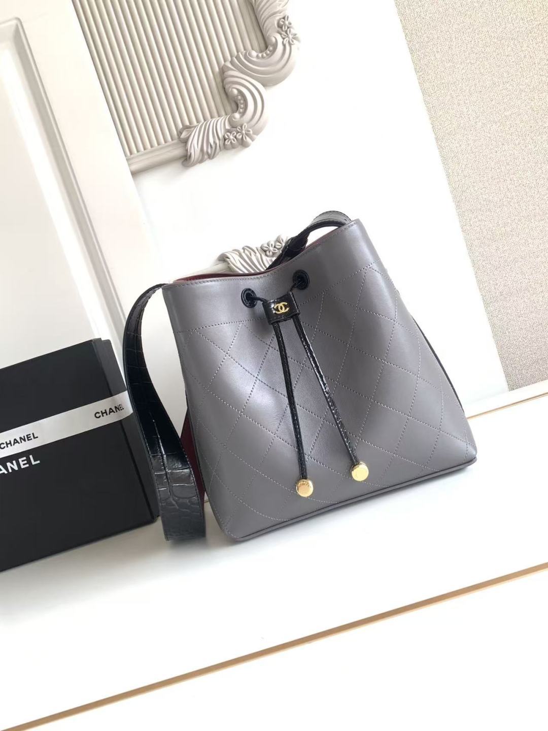 Chanel 26B AS6584 Large Bucket Bag - Image 2