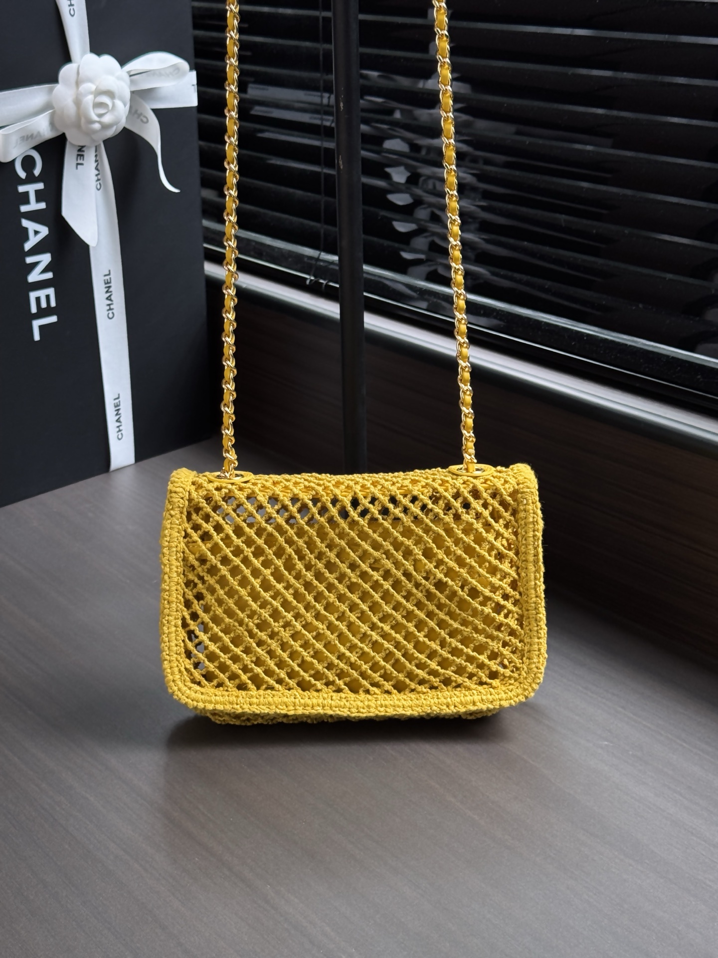 Chanel Woven Chain Bag AS6157 - Image 2