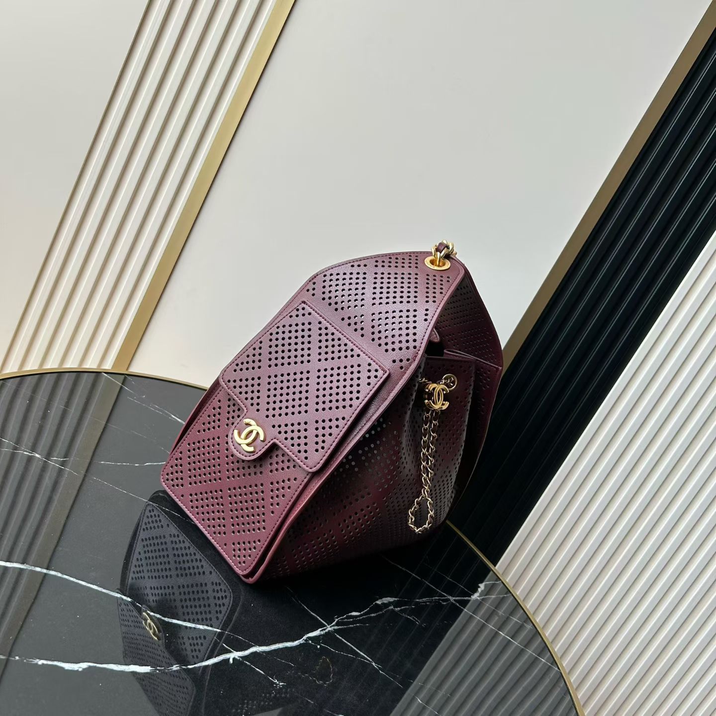 Chanel 26 Hobo Shoulder Bag - Image 2