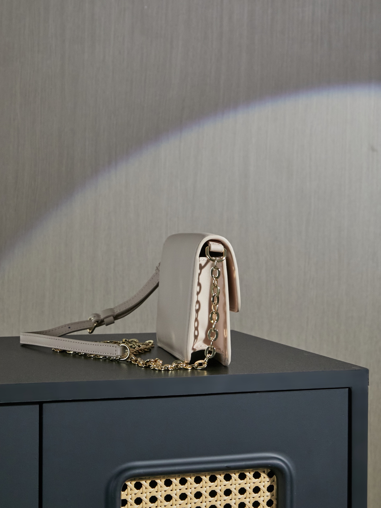 Louis Vuitton LV Bloom Wallet on Chain Bag - Image 2