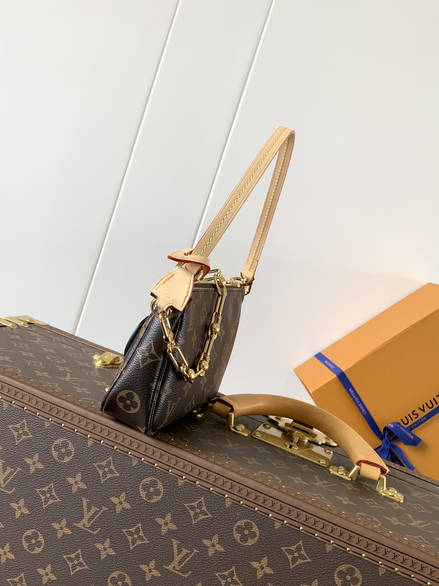 Louis Vuitton x Takashi Murakami Monogram Accessories Pouch - Image 2