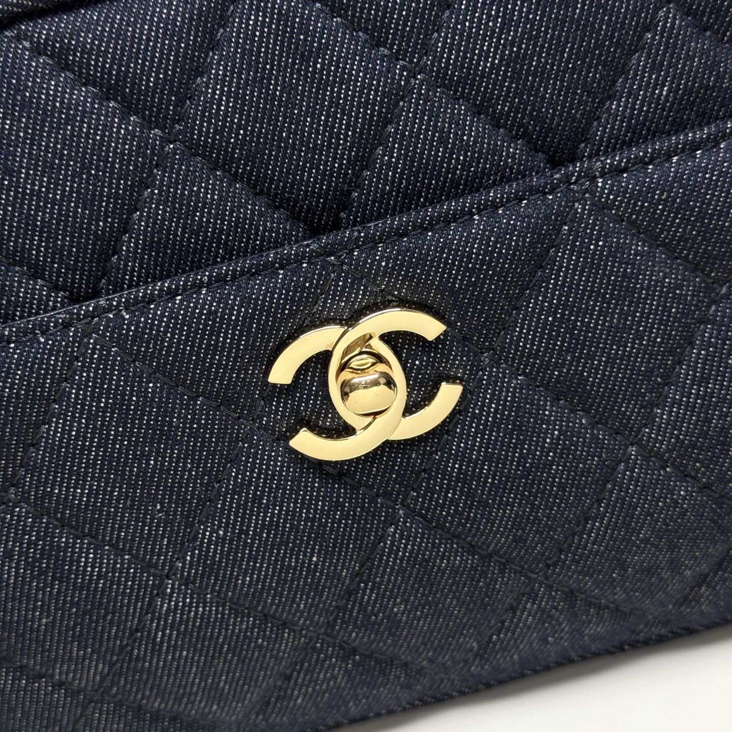 Chanel 26A Denim Series Small Shoulder Bag - Image 2