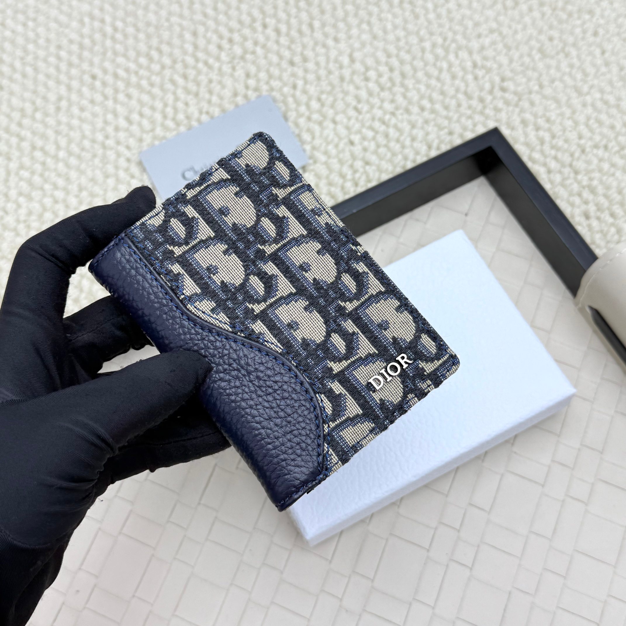 Dior H138 Double-Fold Card Holder - Image 2