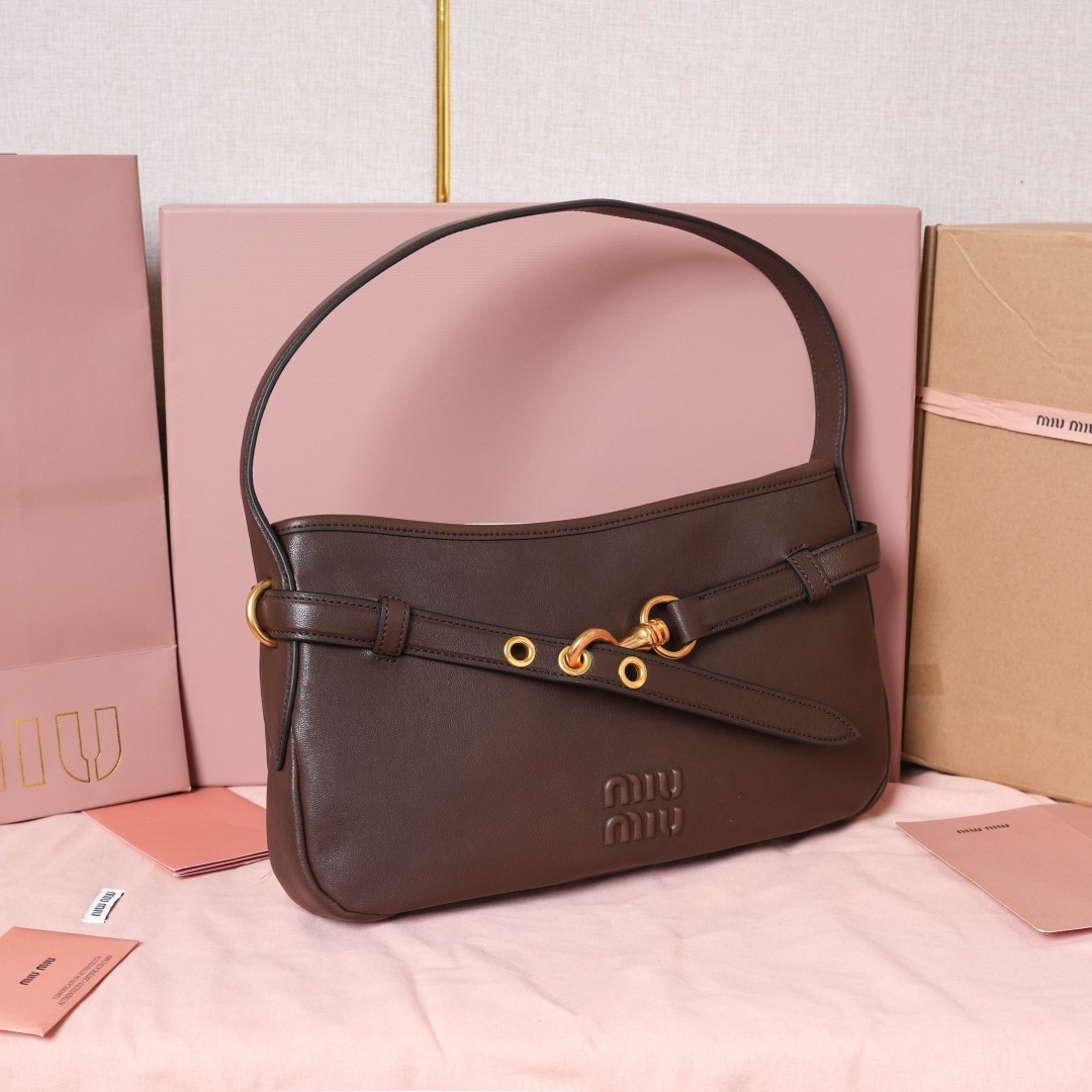 Aventure Leather Shoulder Bag 5BC182 - Image 2