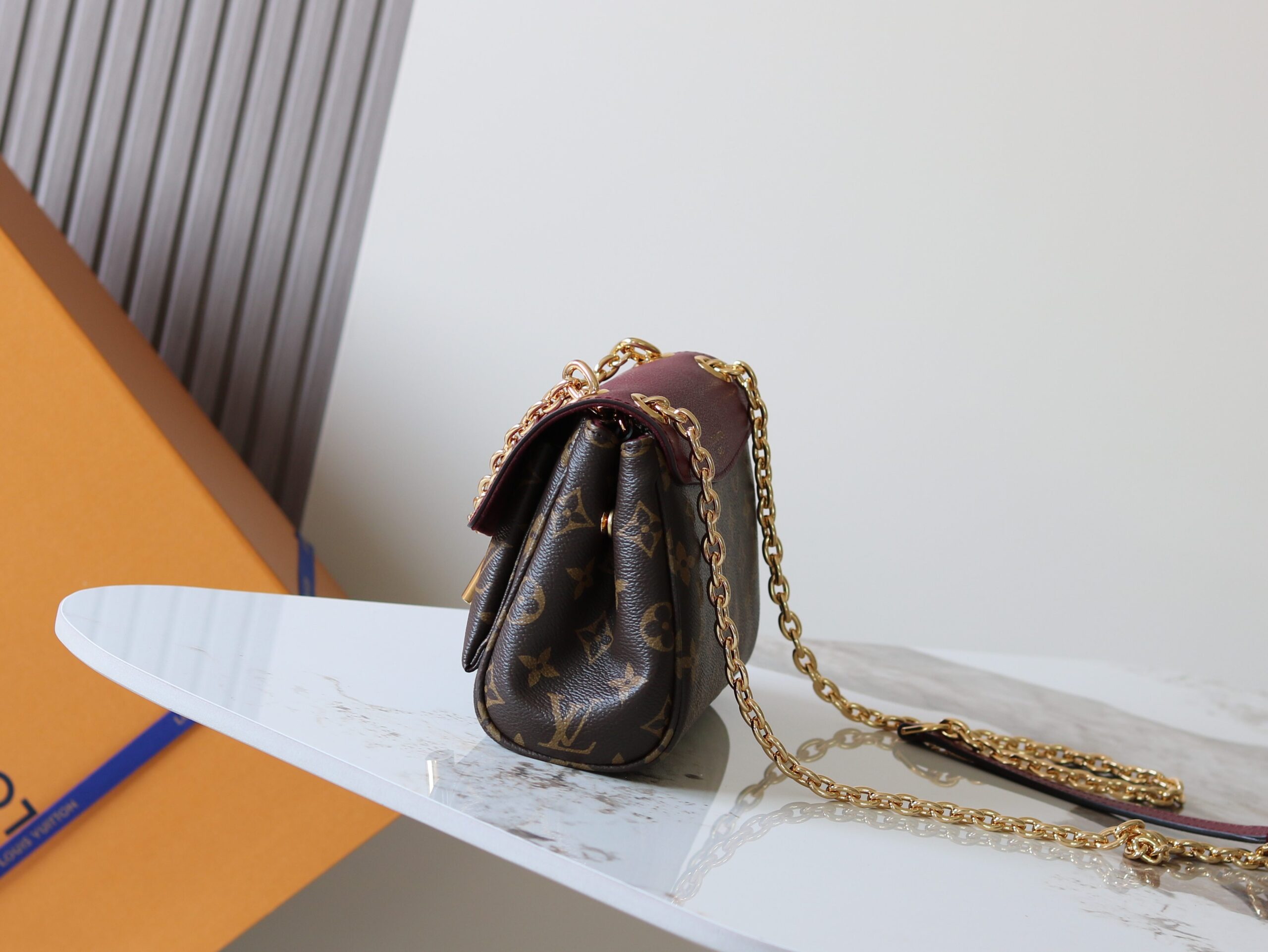Louis Vuitton Saint Germain BB Handbag - Image 2