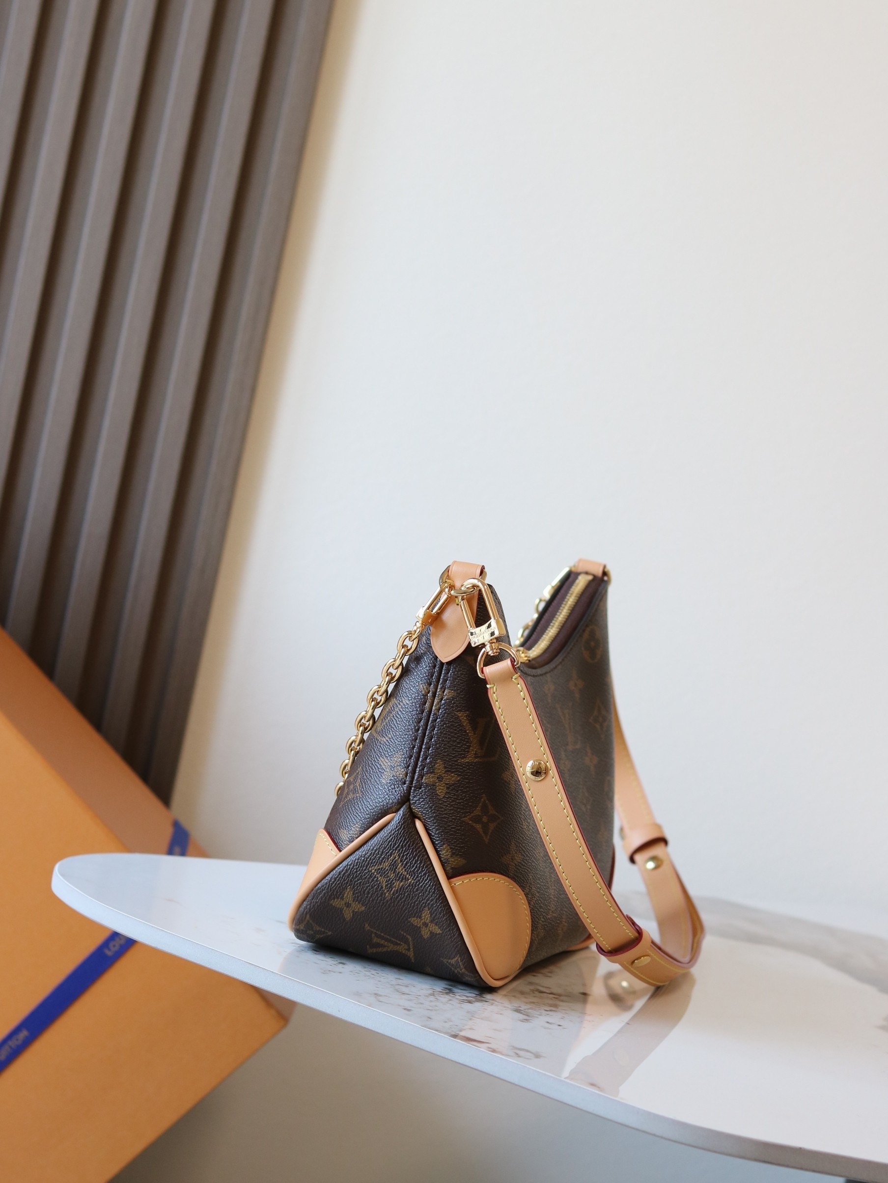 Louis Vuitton Boulogne Small Shoulder Bag - Image 2