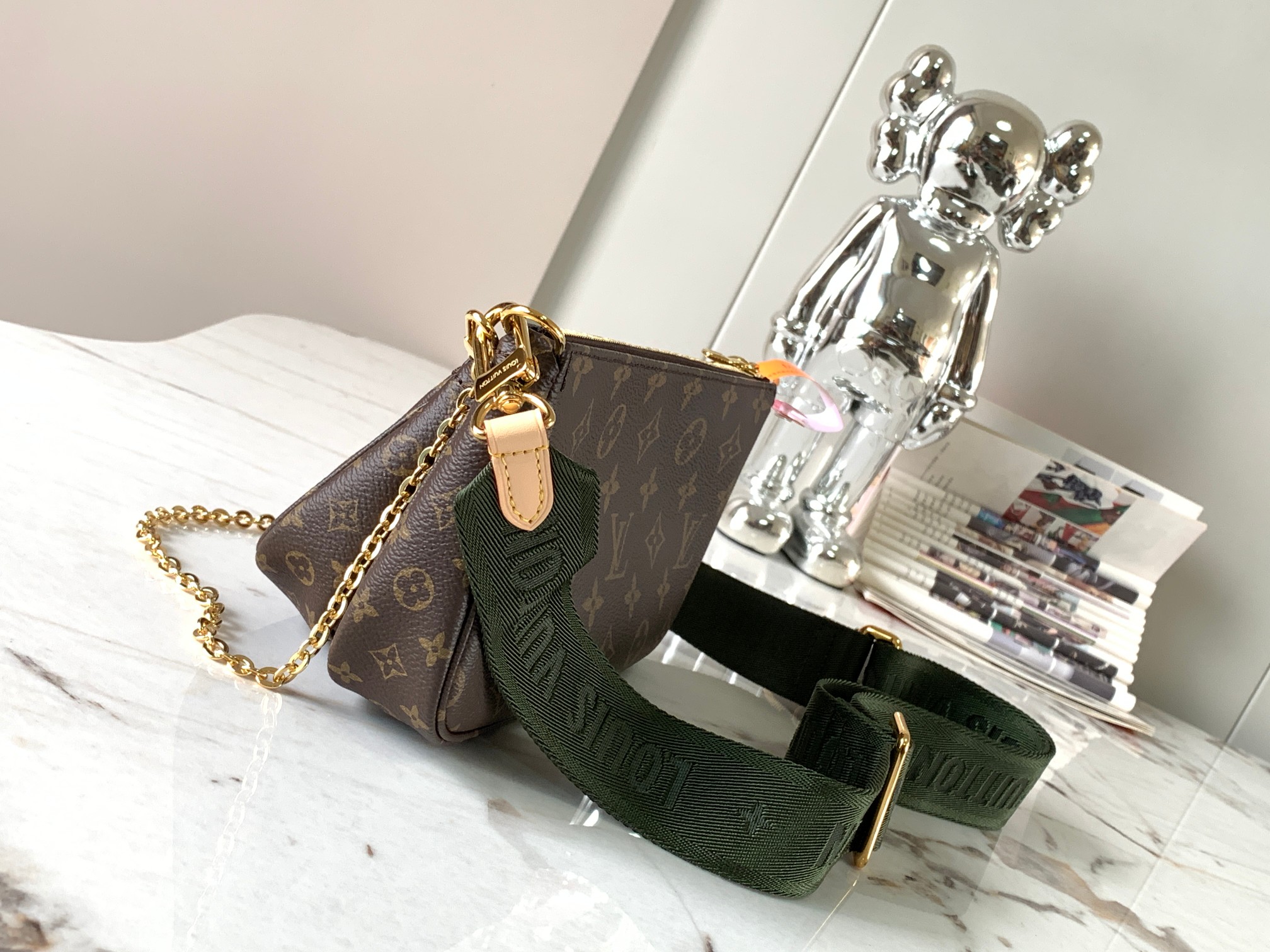 Louis Vuitton Multi Pochette Accessoires Shoulder Bag - Image 2
