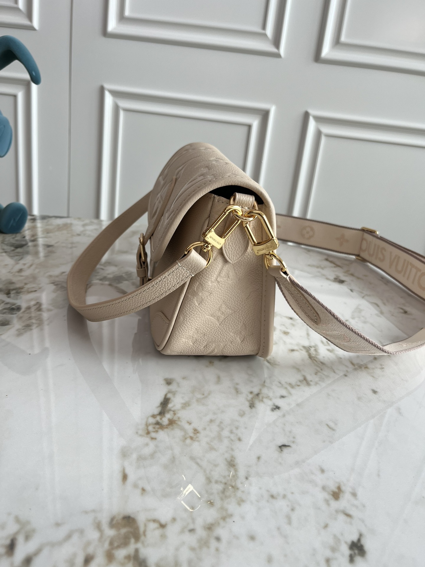 Louis Vuitton Diane Handbag in Monogram Empreinte Leather - Image 2