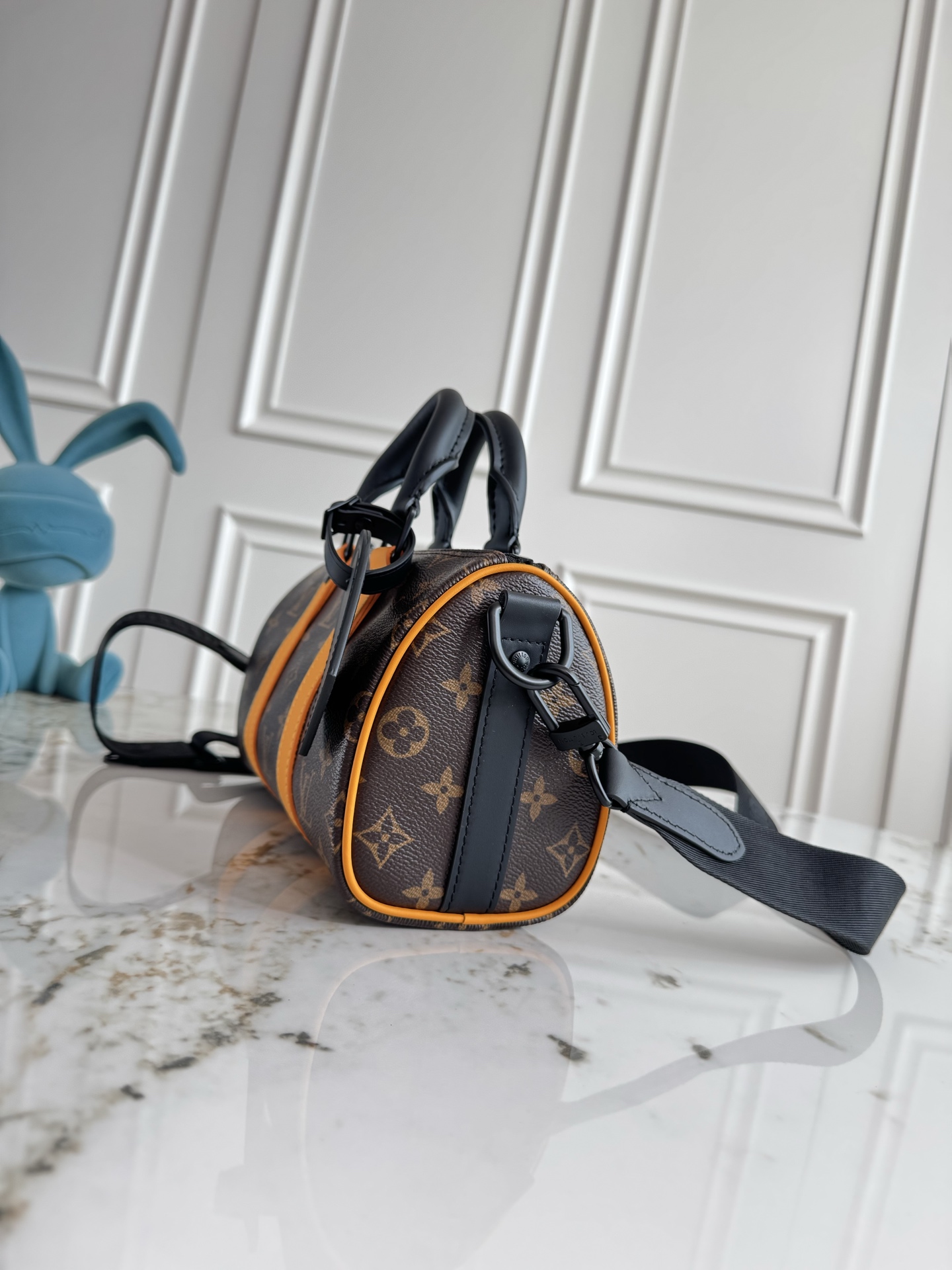 Louis Vuitton Keepall 25 Handbag in Monogram Eclipse Reverse Canvas - Image 2