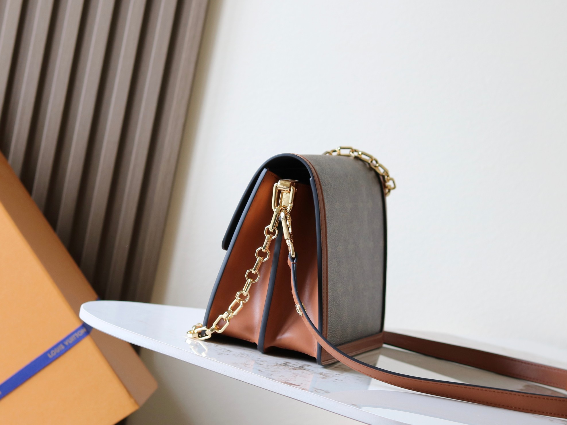 Louis Vuitton Dauphine Crossbody Bag - Image 2