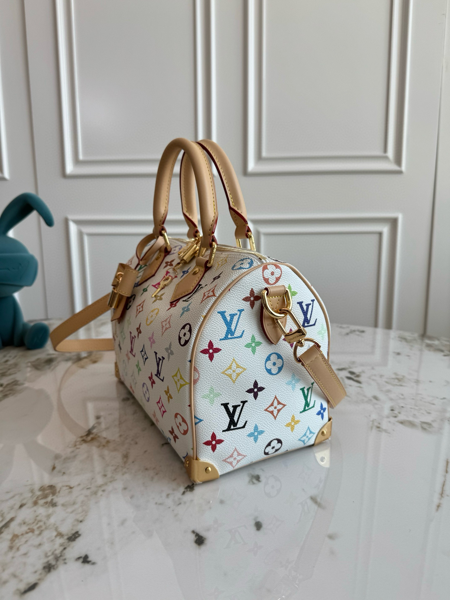 Louis Vuitton Speedy Bandouliere 25 Monogram Handbag with Butterfly Key Pouch - Image 2