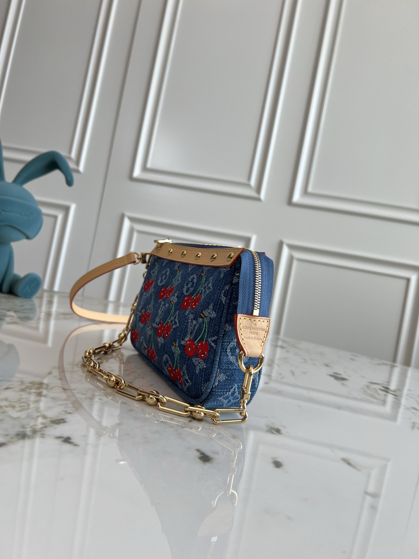 Louis Vuitton Pochette Accessoires M13994 Cherry Monogram Shoulder Bag - Image 2