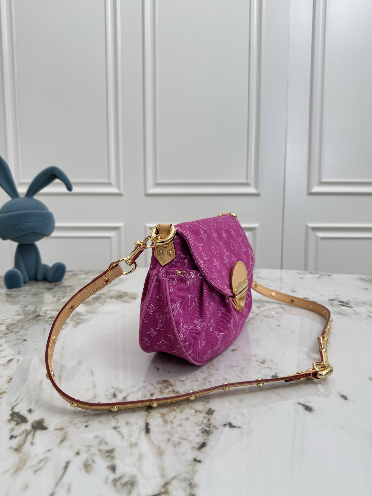 Sunset Rendez-Vous Denim Shoulder Bag - Image 2