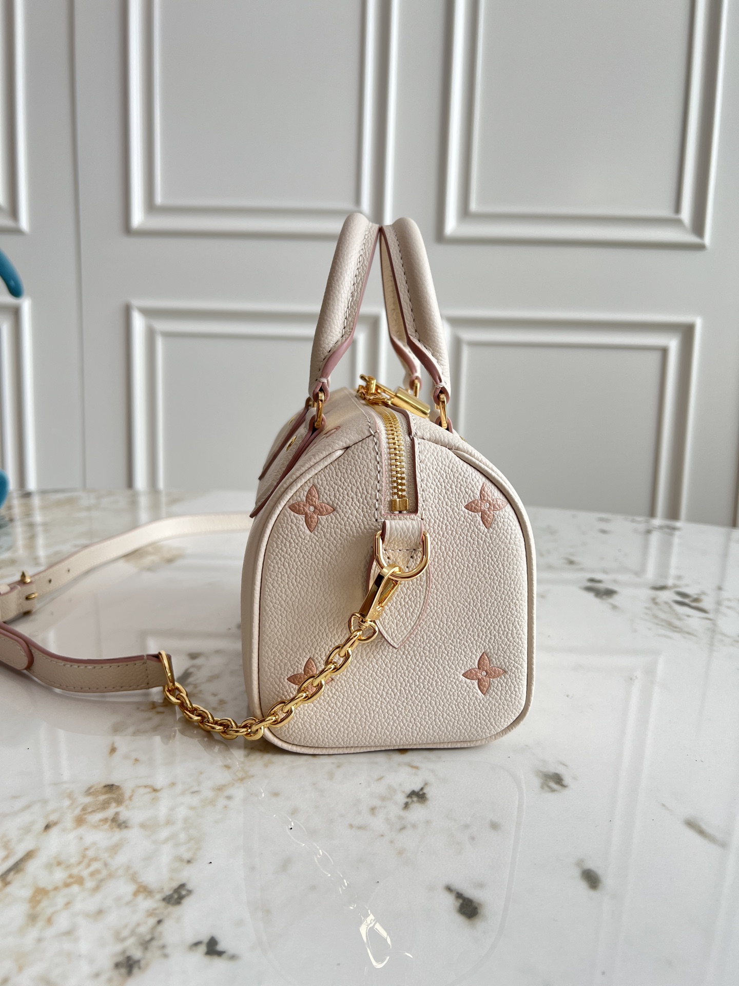 Louis Vuitton Speedy Bandouliere 20 Handbag in Monogram Empreinte Leather - Image 2