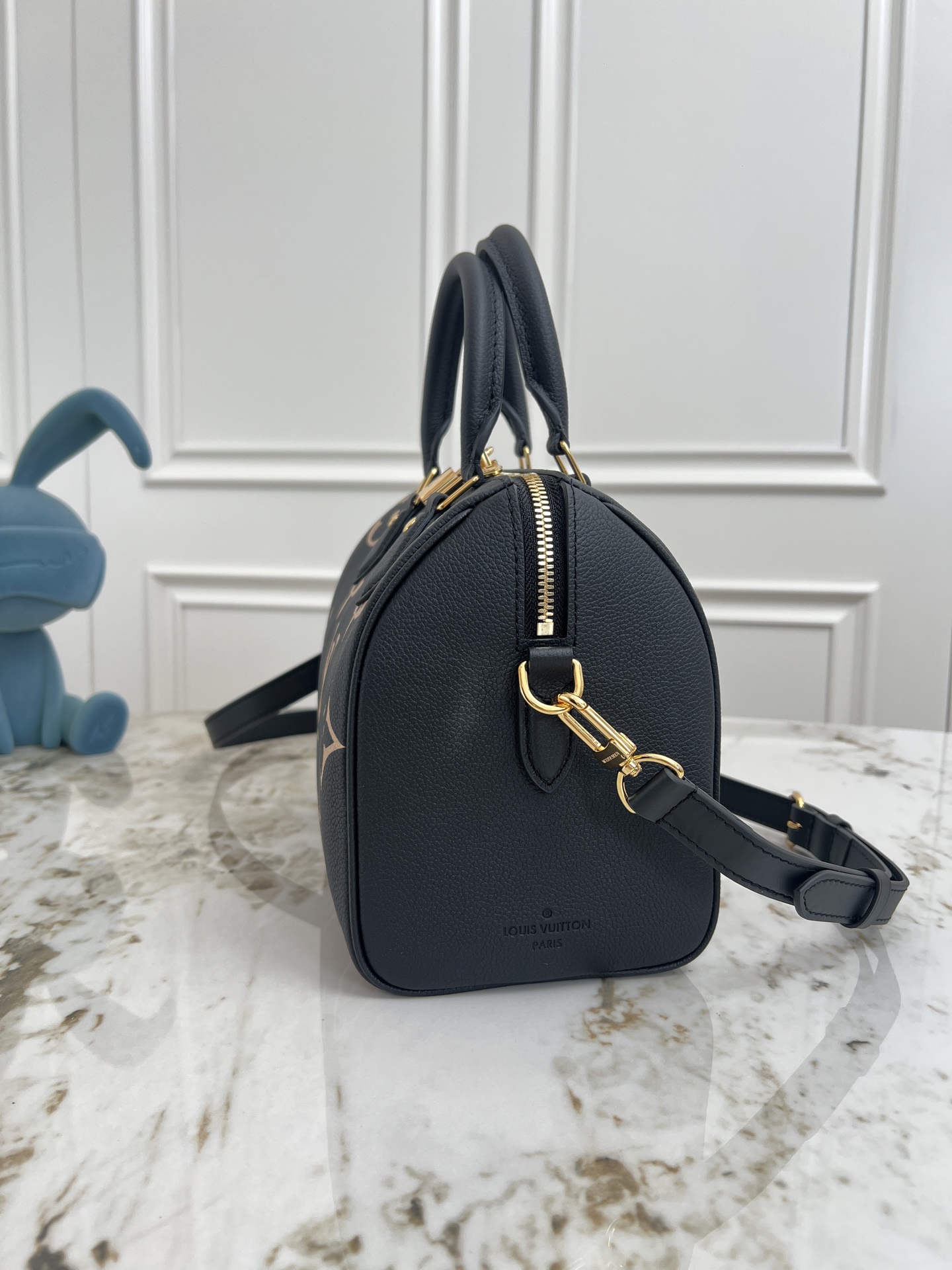 Louis Vuitton Speedy Bandoulière 25 Handbag in Monogram Empreinte Leather - Image 2