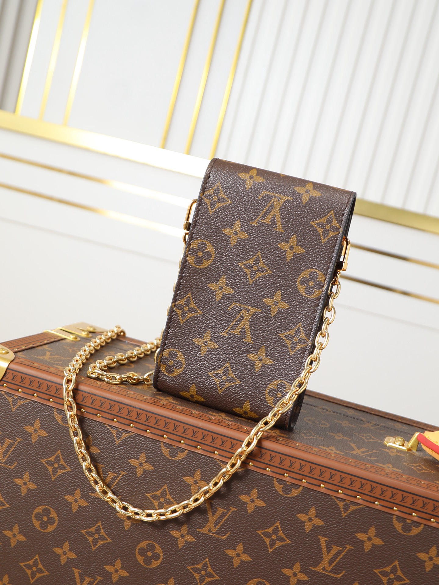 Louis Vuitton Métis Phone Bag, Model M13572 - Image 2