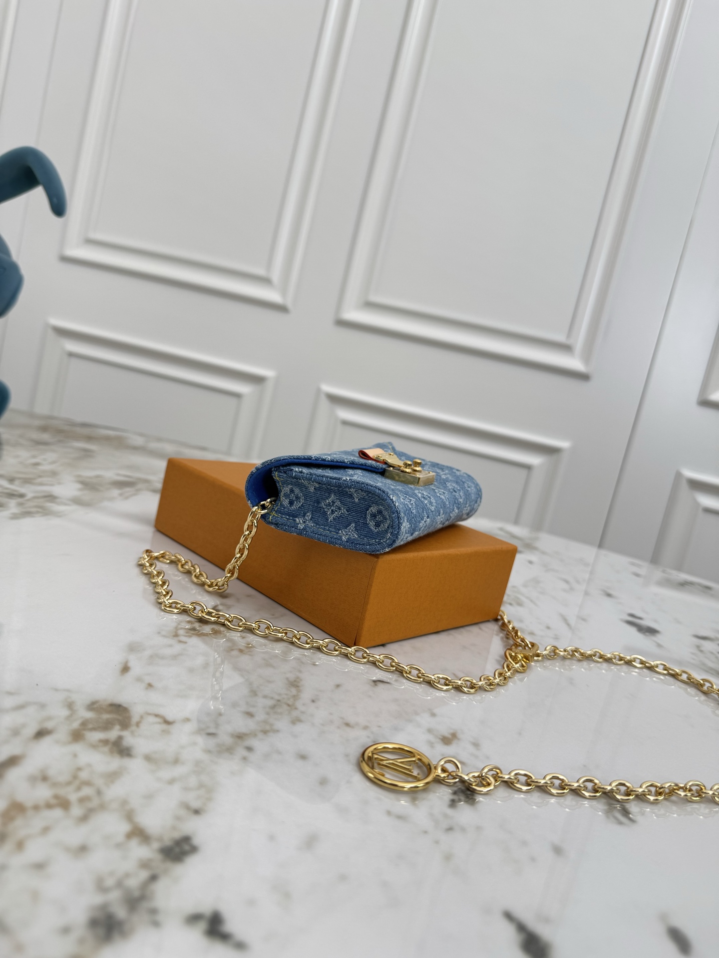 Louis Vuitton Pouch Metis Denim Crossbody Bag - Image 2