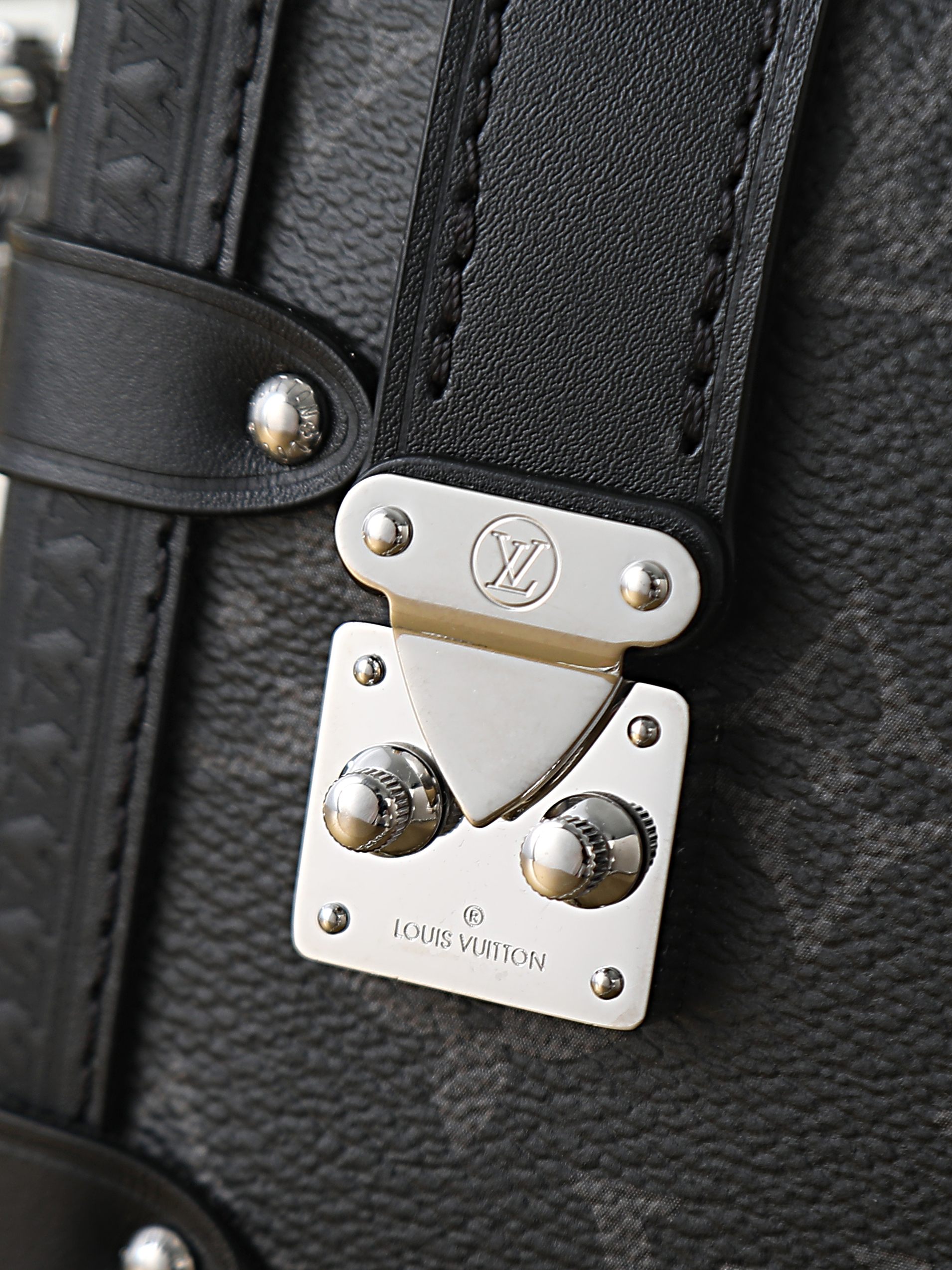 Louis Vuitton Side Trunk East West Handbag M26226 - Image 2