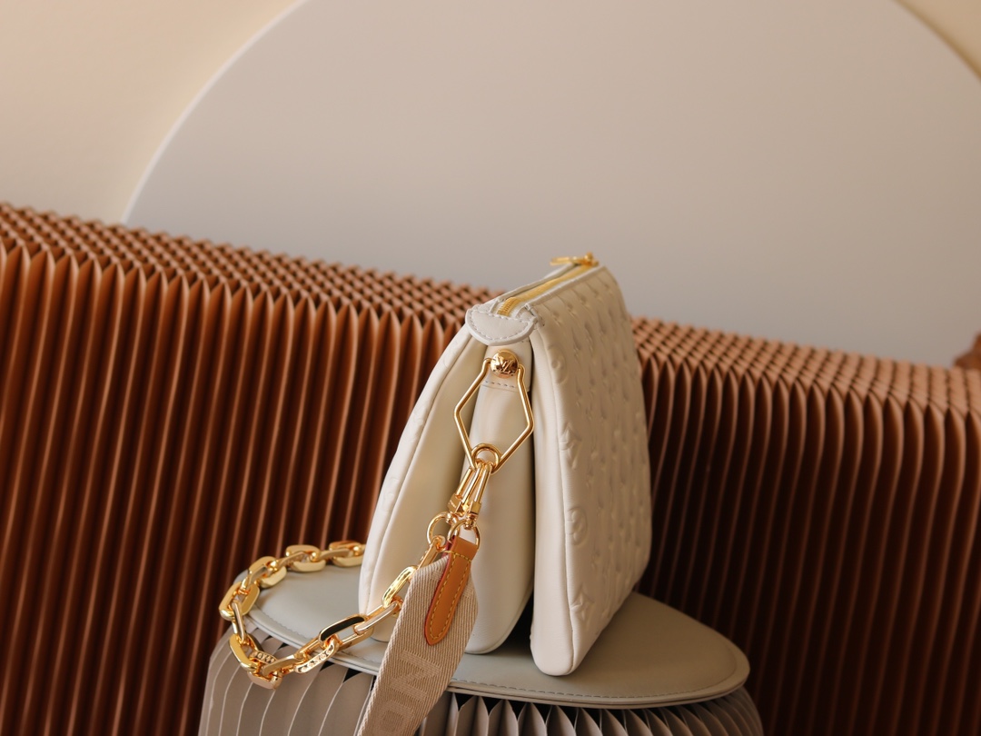 Louis Vuitton Coussin Small Shoulder Bag - Image 2