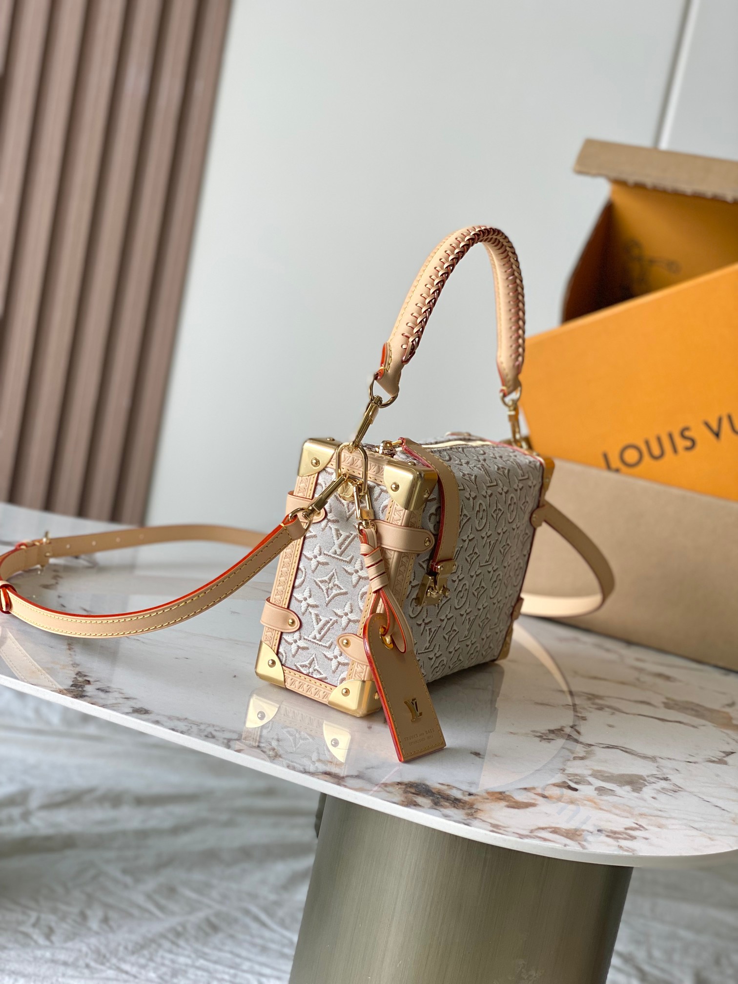 Side Trunk Medium Crossbody Bag - Image 2
