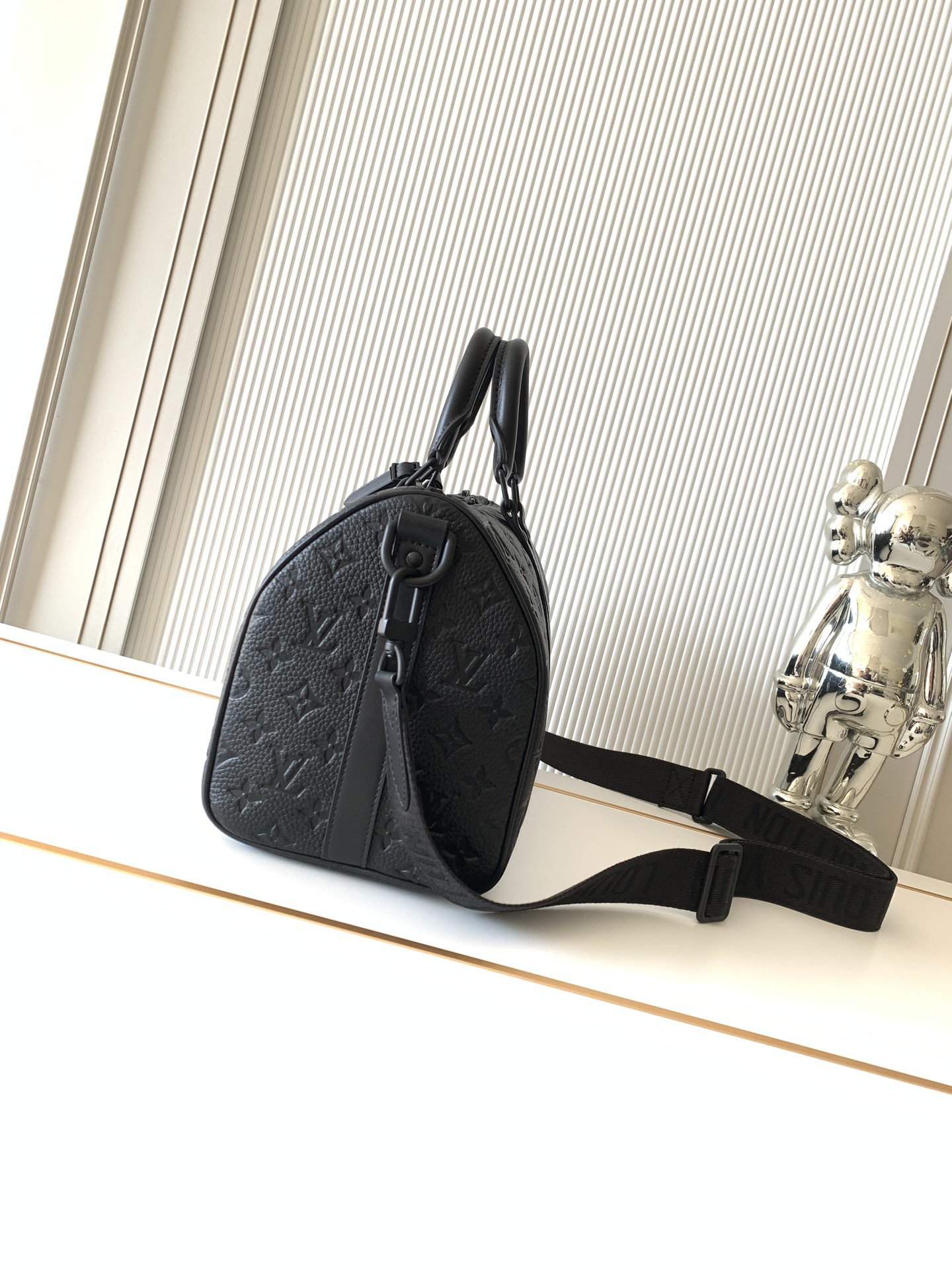 Louis Vuitton Keepall Bandoulière 35 Travel Bag in Monogram Eclipse - Image 2