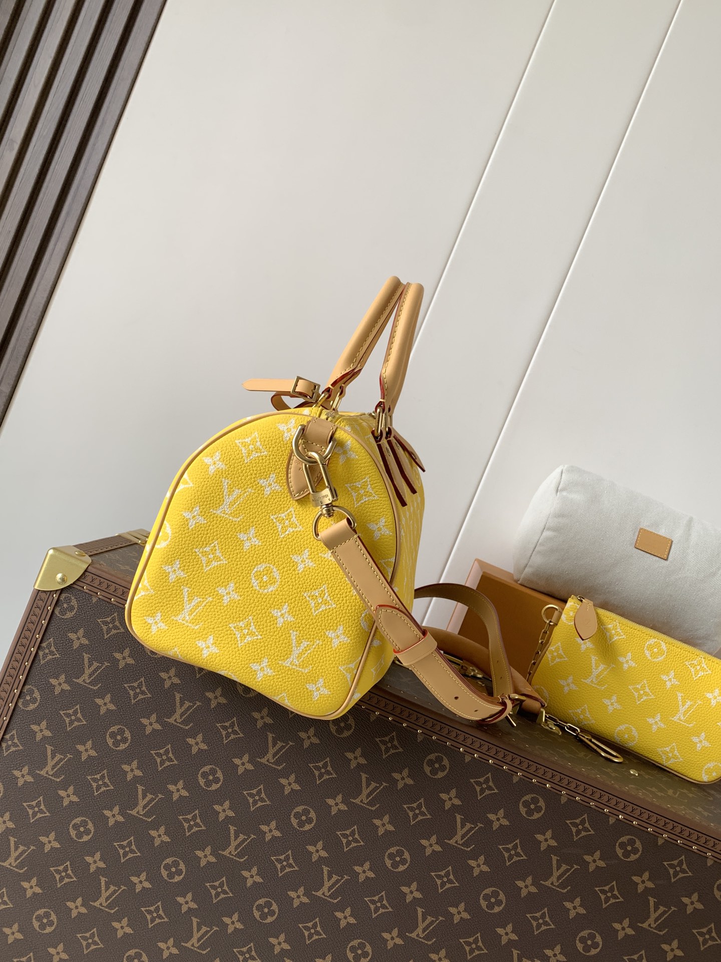 Louis Vuitton Speedy P9 Bandouliere 30 Monogram Leather Handbag - Image 2