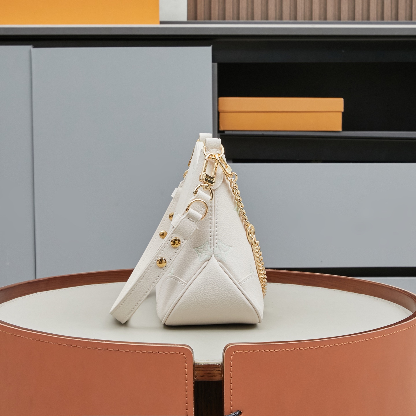Louis Vuitton Boulogne PM Leather Crossbody Bag - Image 2