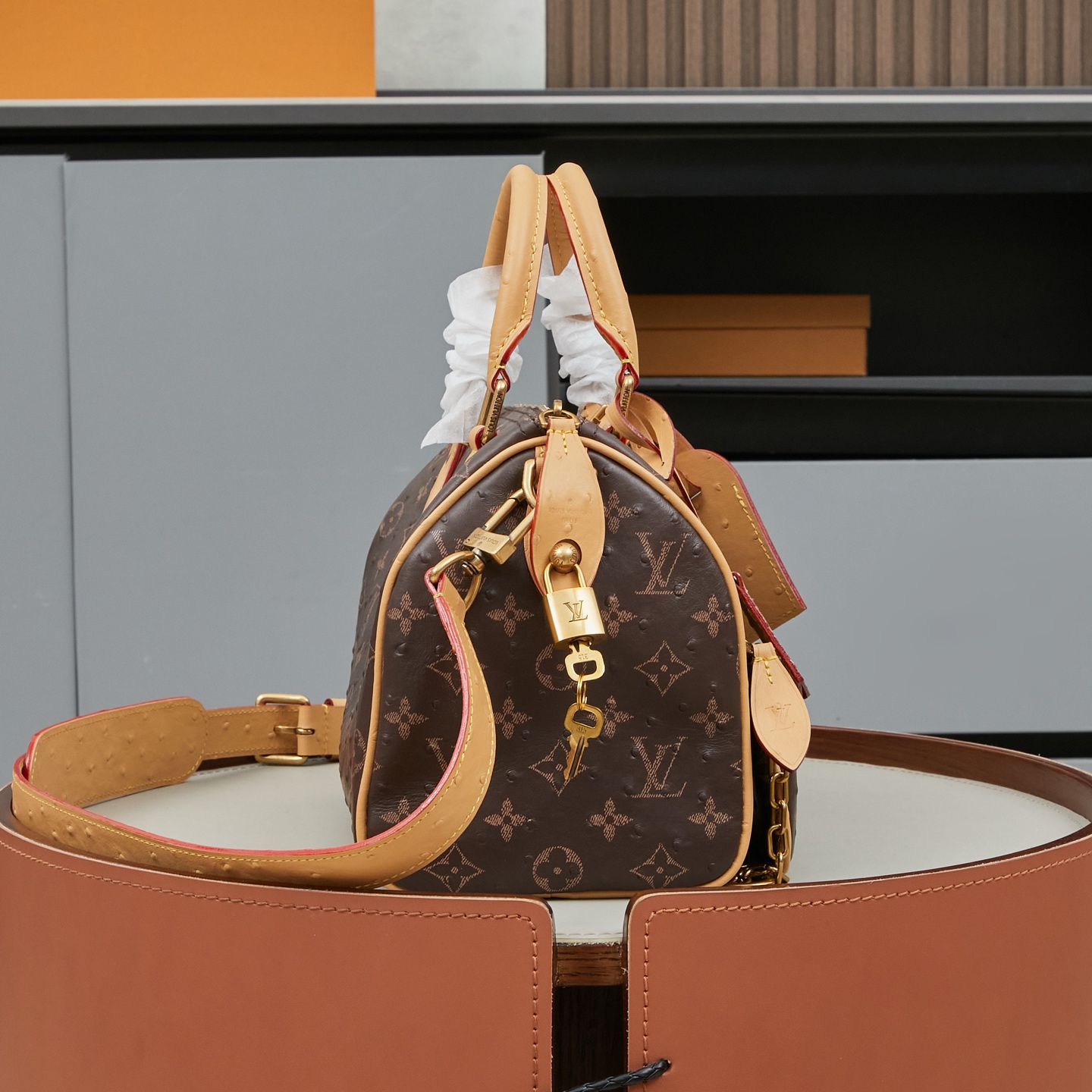 Louis Vuitton Speedy Bandouliere 25 Monogram Crossbody Bag - Image 2