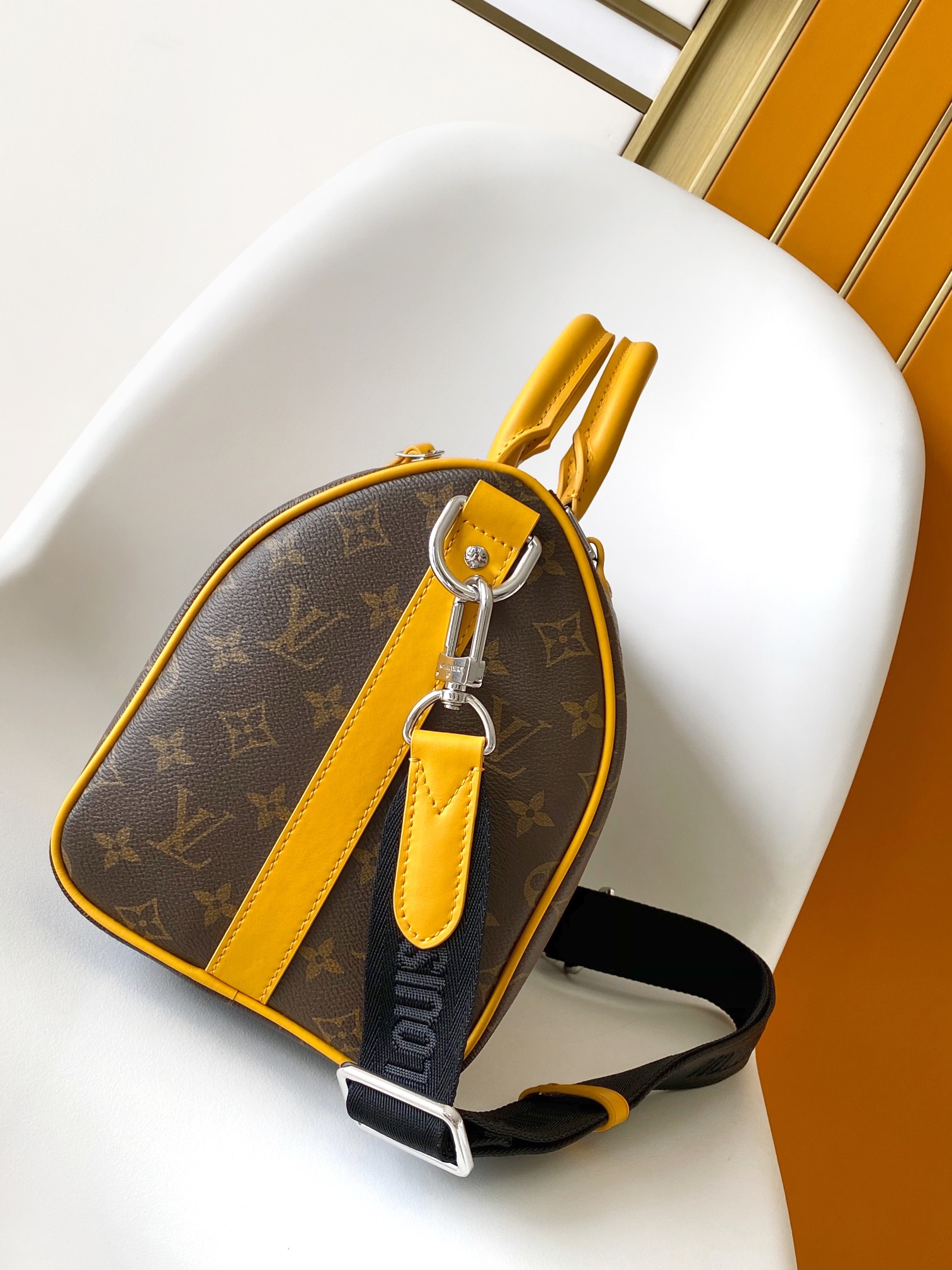 Louis Vuitton Keepall Bandoulière 35 Travel Bag in Monogram Eclipse - Image 2