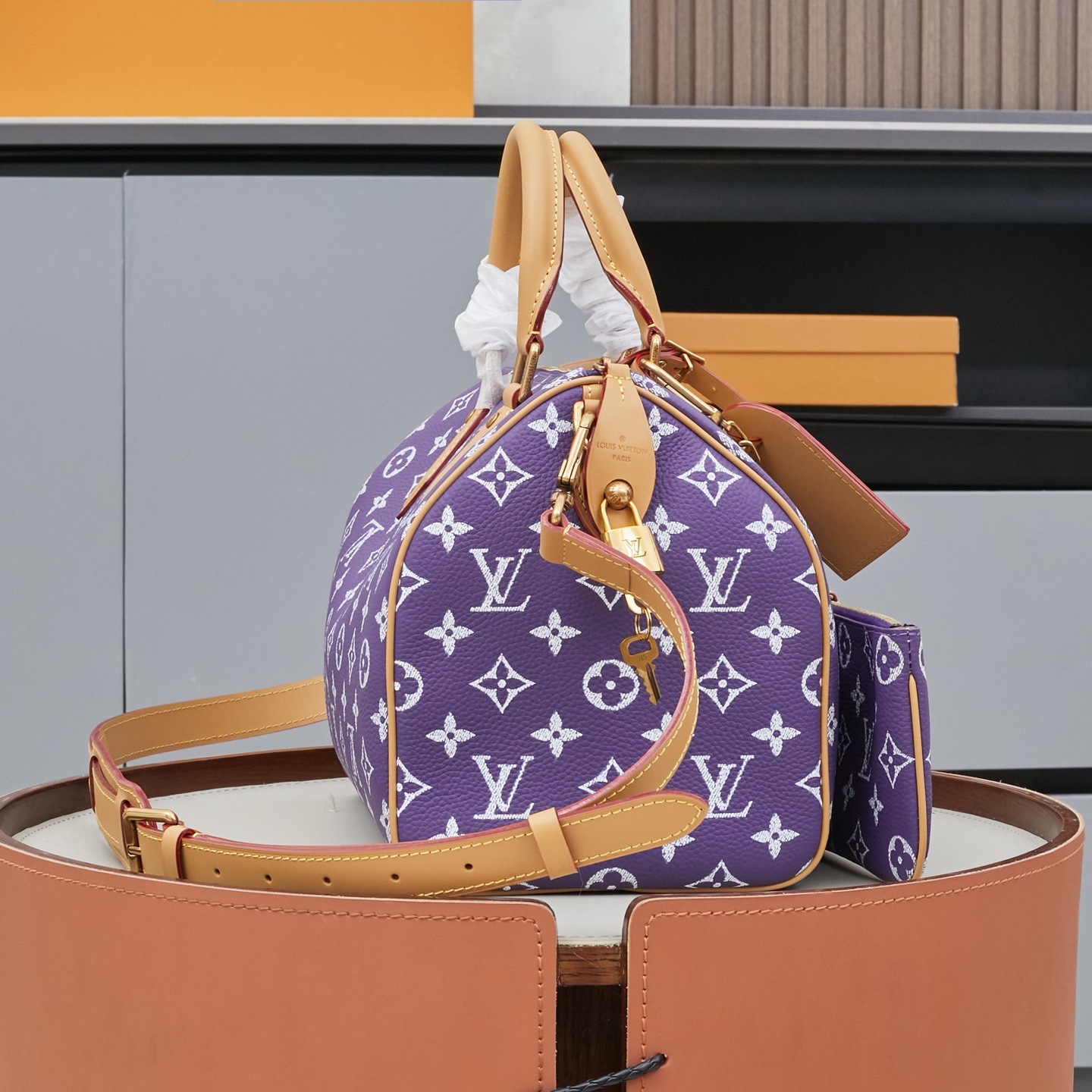 Louis Vuitton Speedy P9 Bandoulière 30 Monogram Leather Handbag - Image 2