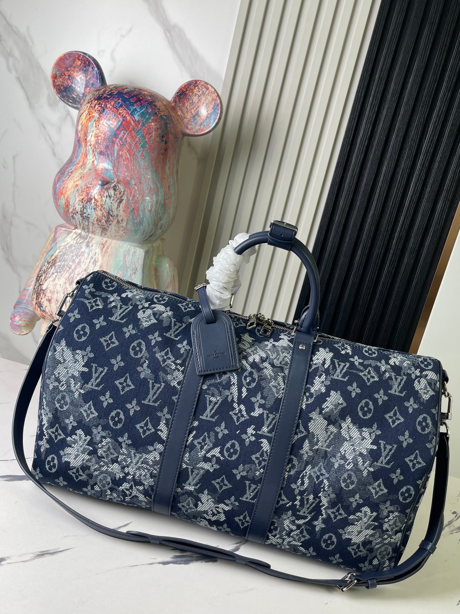 Louis Vuitton Keepall Bandoulière 50 Travel Bag in Monogram Tapestry Denim Canvas - Image 2