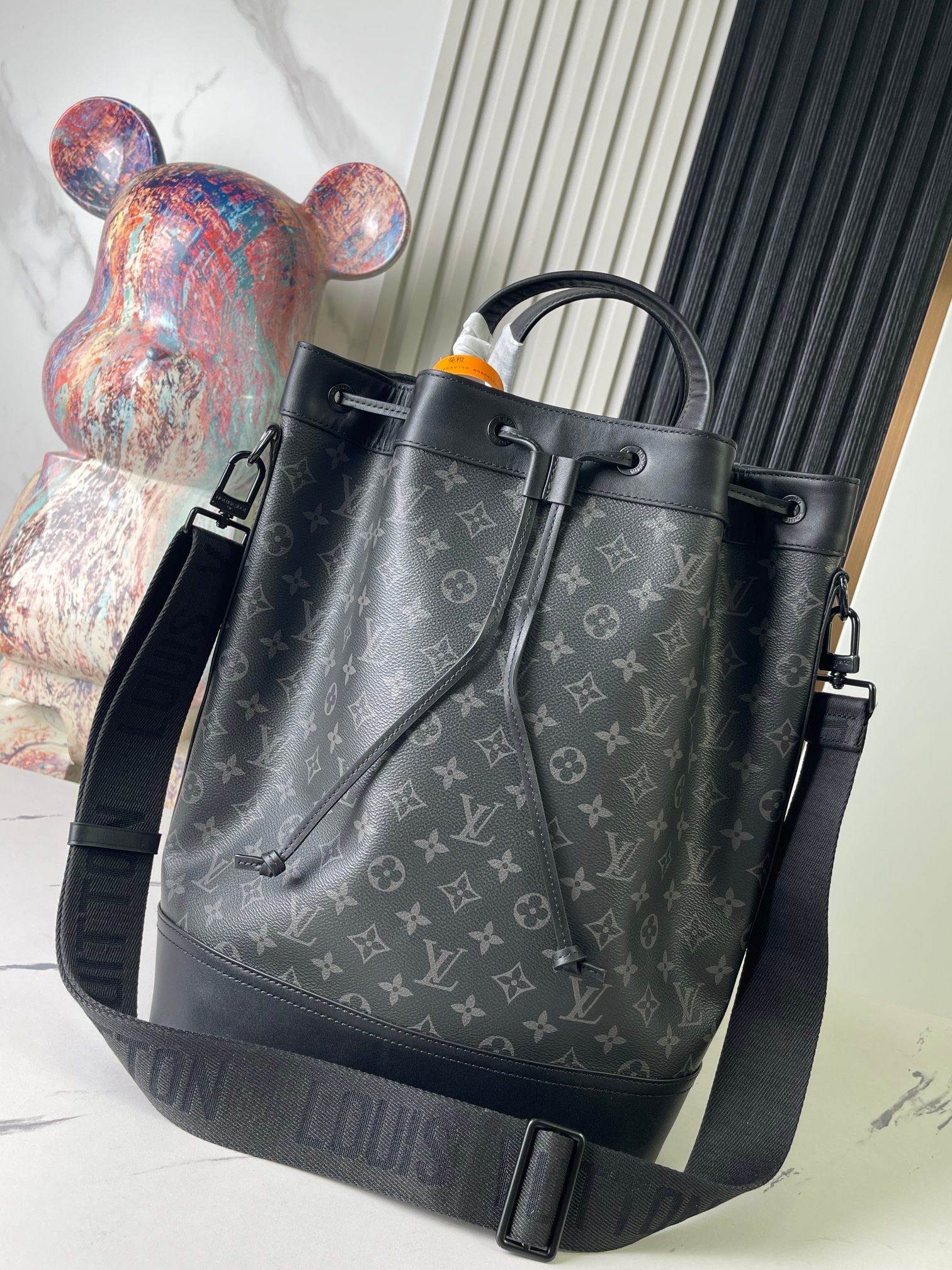 Louis Vuitton Maxi Noé M46693 Black Monogram Sling Bag - Image 2