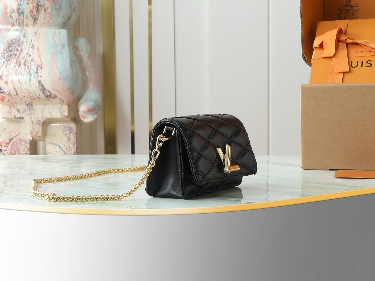Louis Vuitton Wallet on Chain Go-14 M13139 Black Leather Crossbody Bag - Image 2