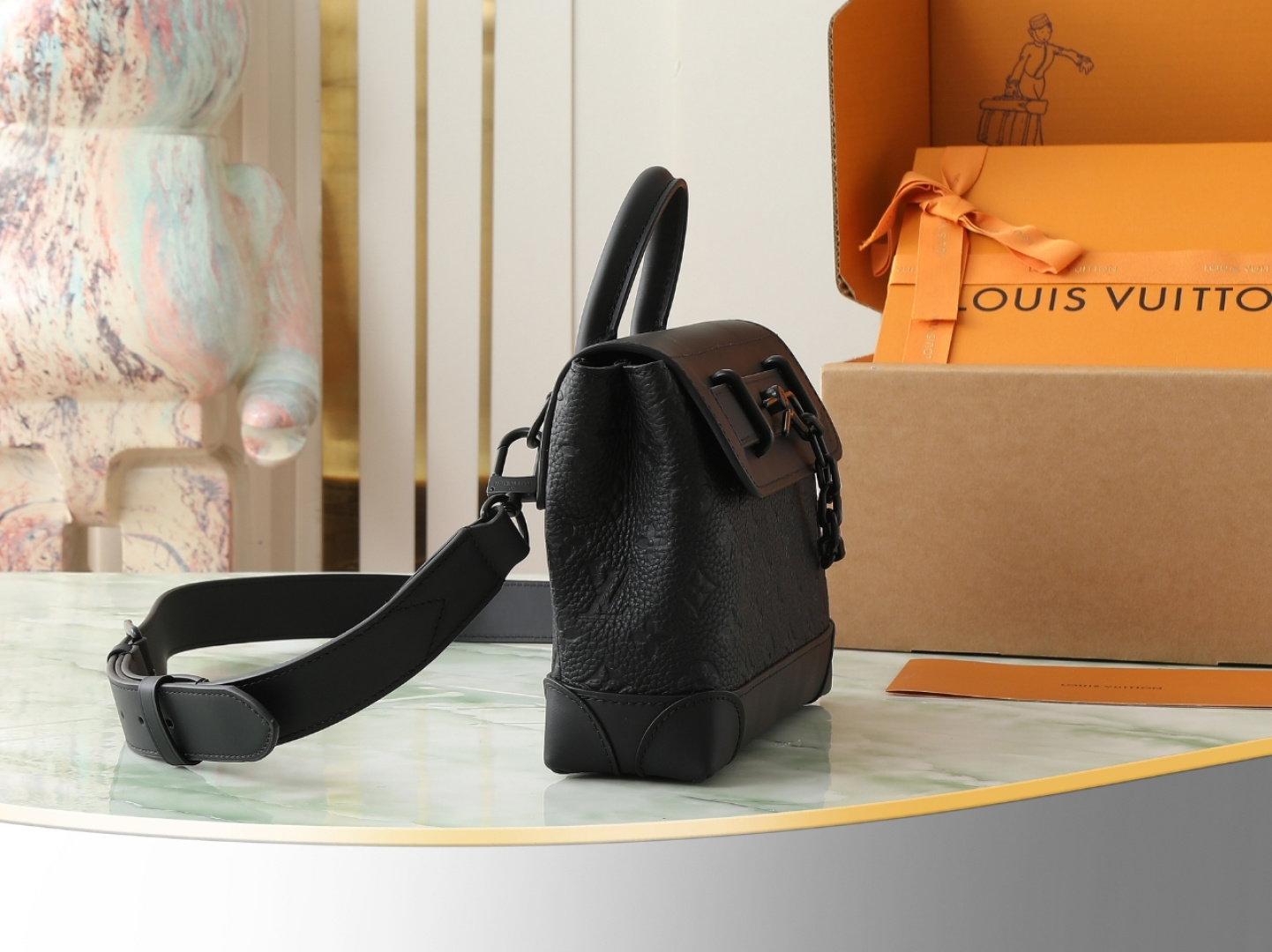 Louis Vuitton Steamer Small Crossbody Bag in Black Taurillon Leather - Image 2