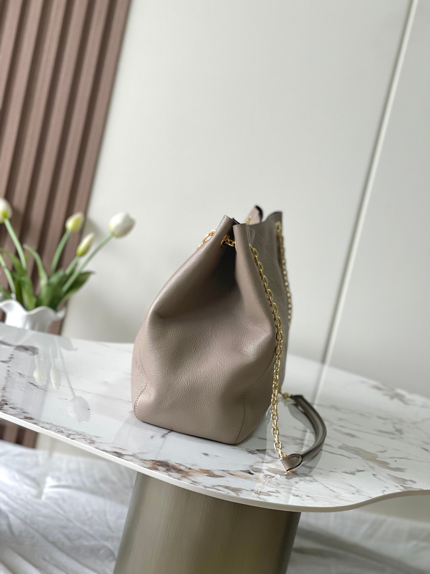 Louis Vuitton Anytime Medium Shoulder Bag in Monogram Empreinte Leather - Image 2