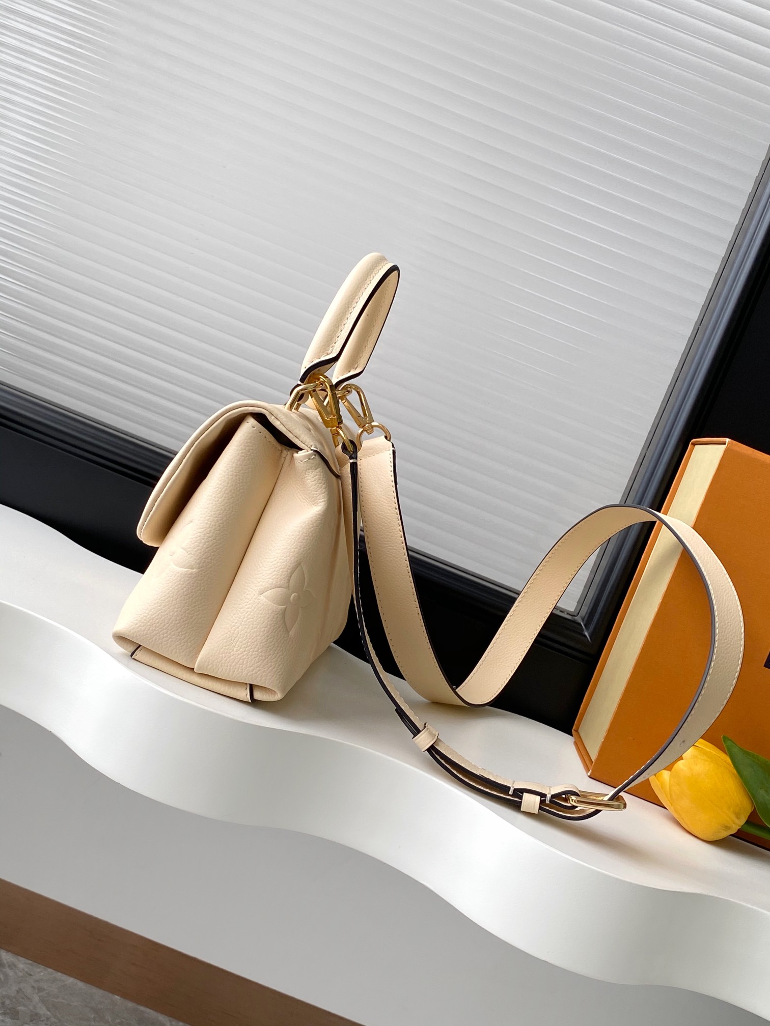 Louis Vuitton Madeleine BB Handbag - Image 2
