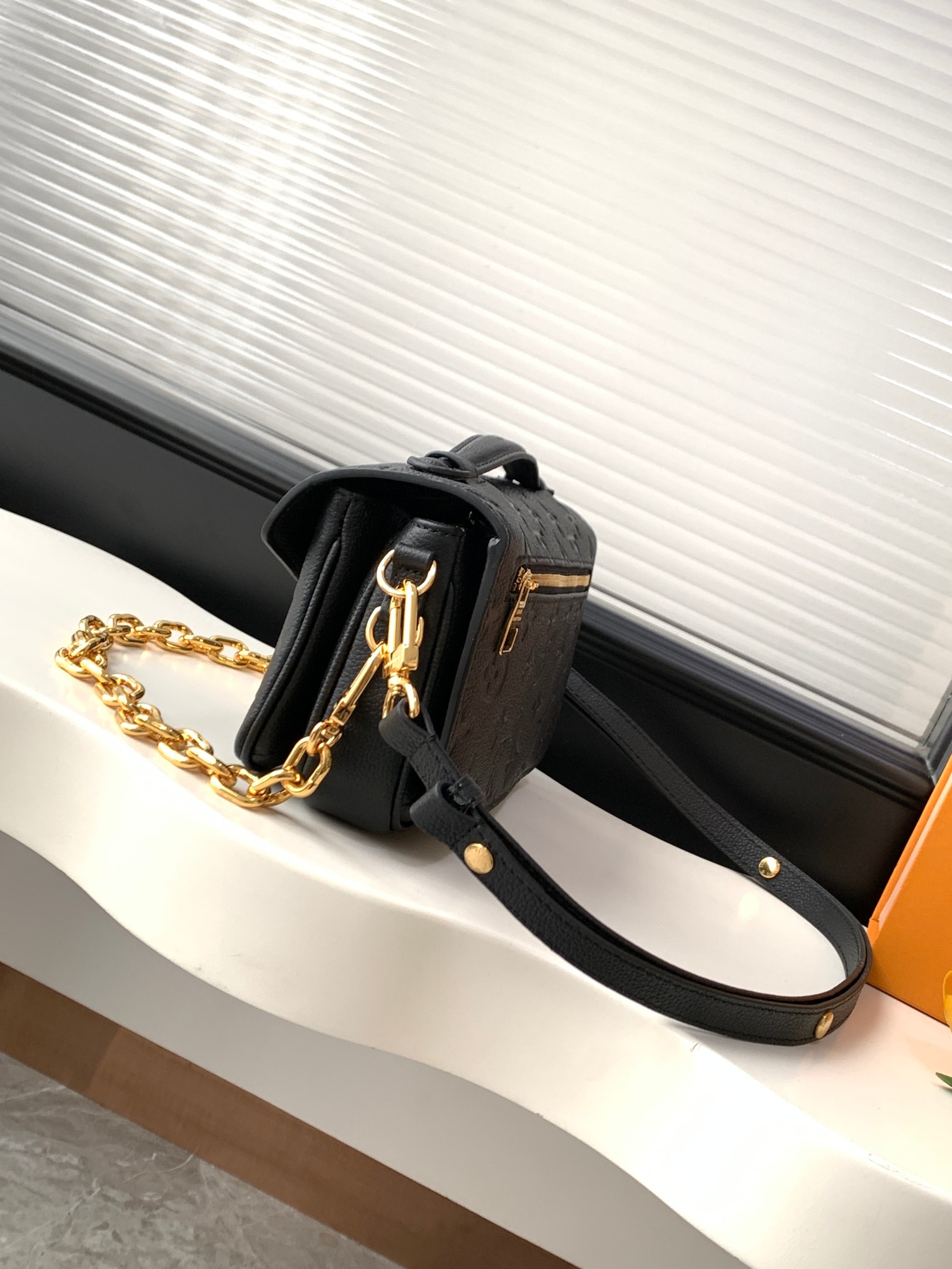 Louis Vuitton Pochette Métis East West Handbag - Image 2