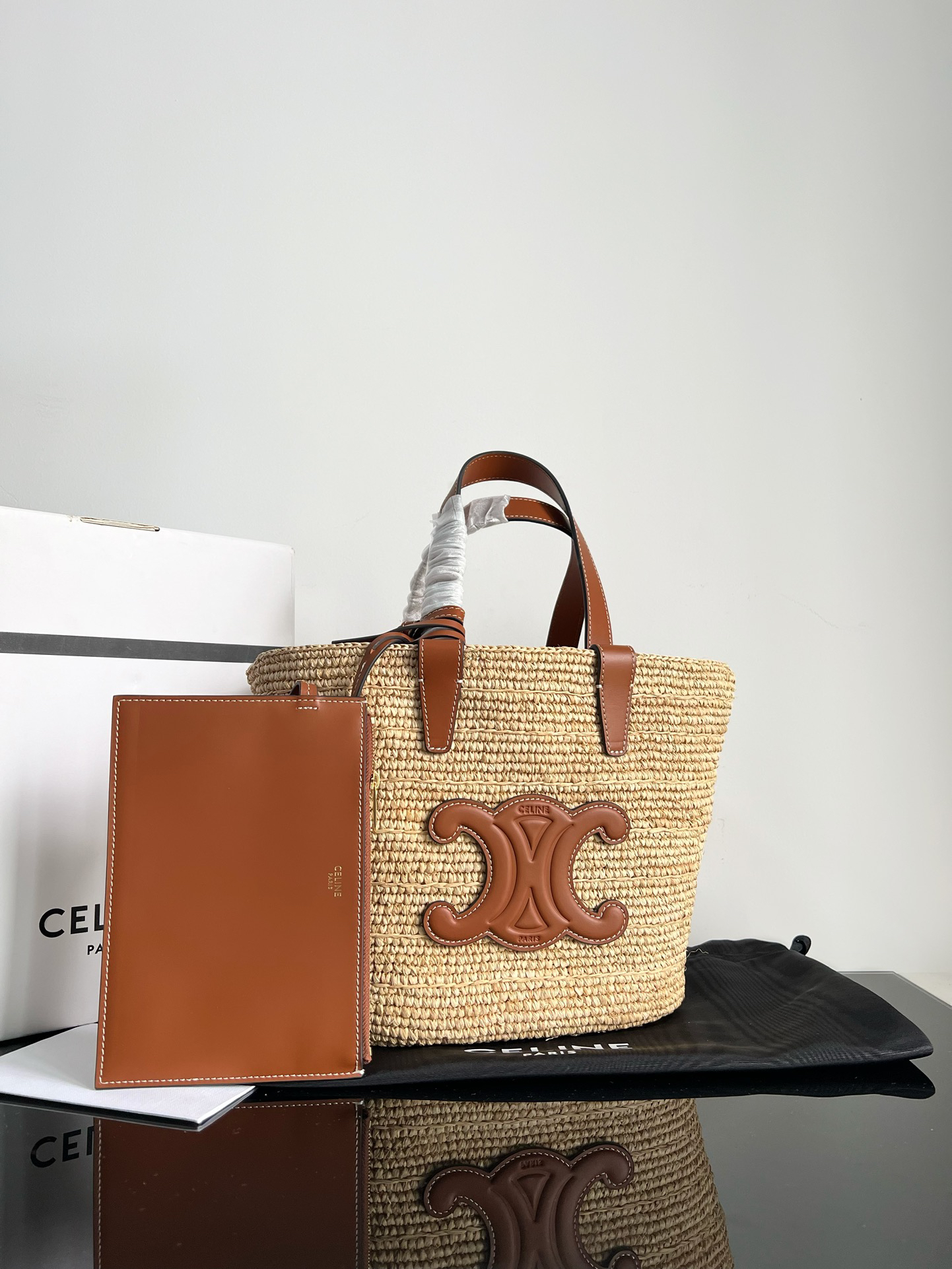Celine CUIR TRIOME Woven Straw Handbag - Image 2