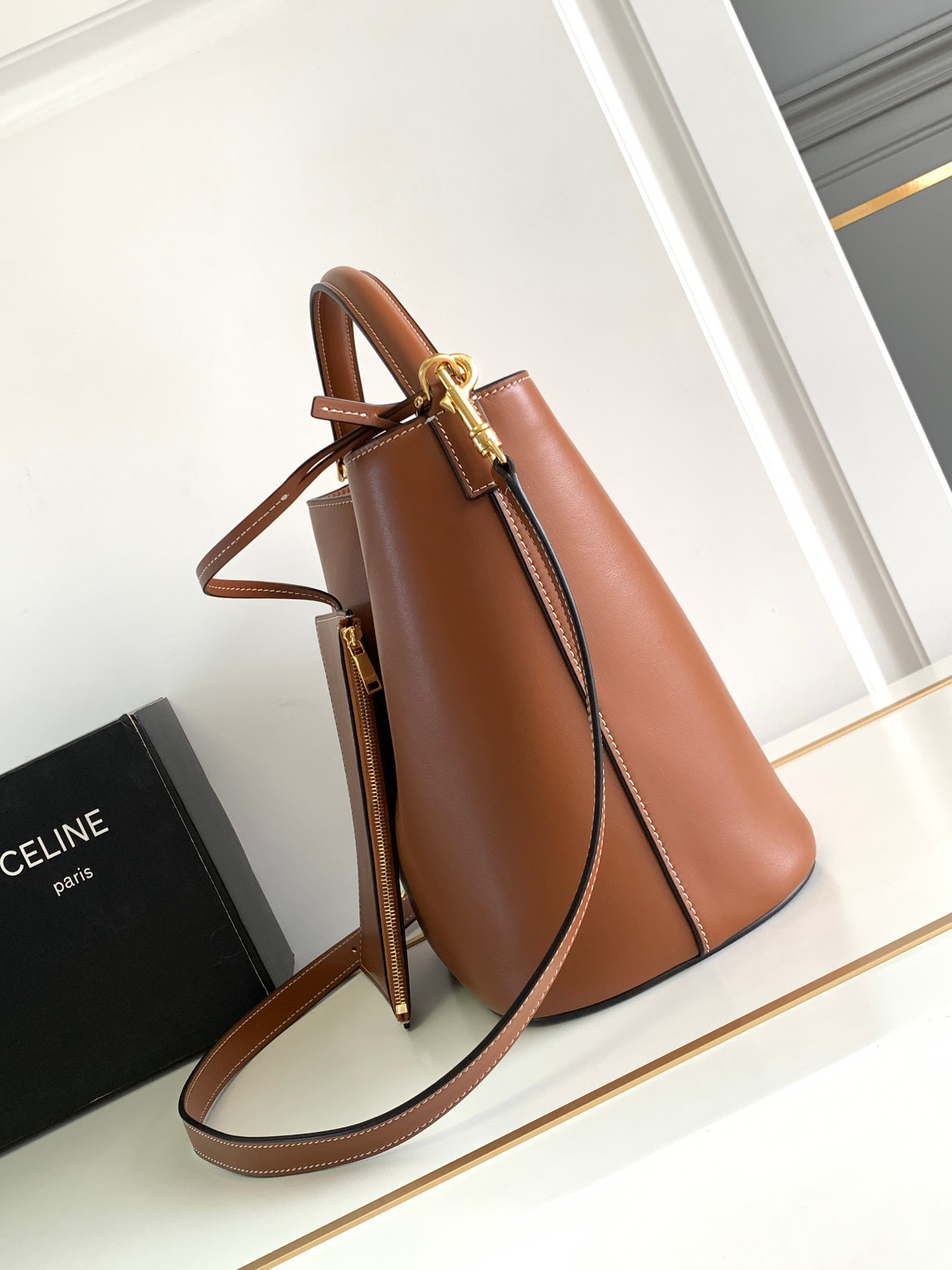 CELINE Louise Medium Smooth Calfskin Leather Handbag - Image 2