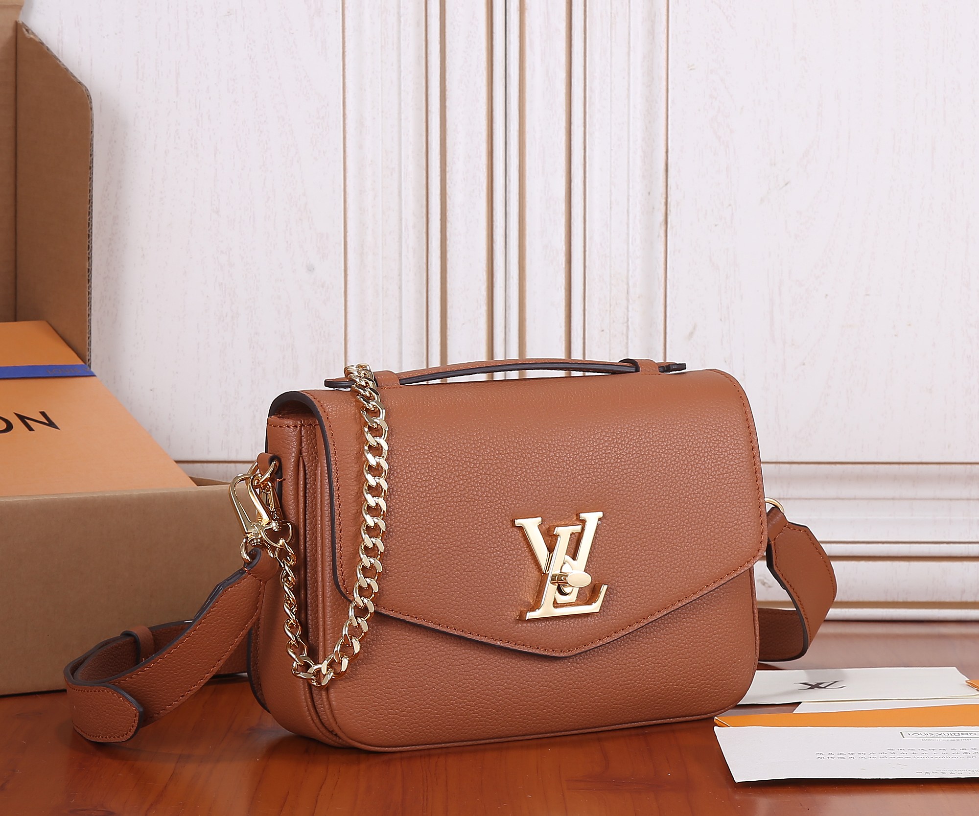 Oxford Leather Crossbody Bag with Detachable Straps - Image 2