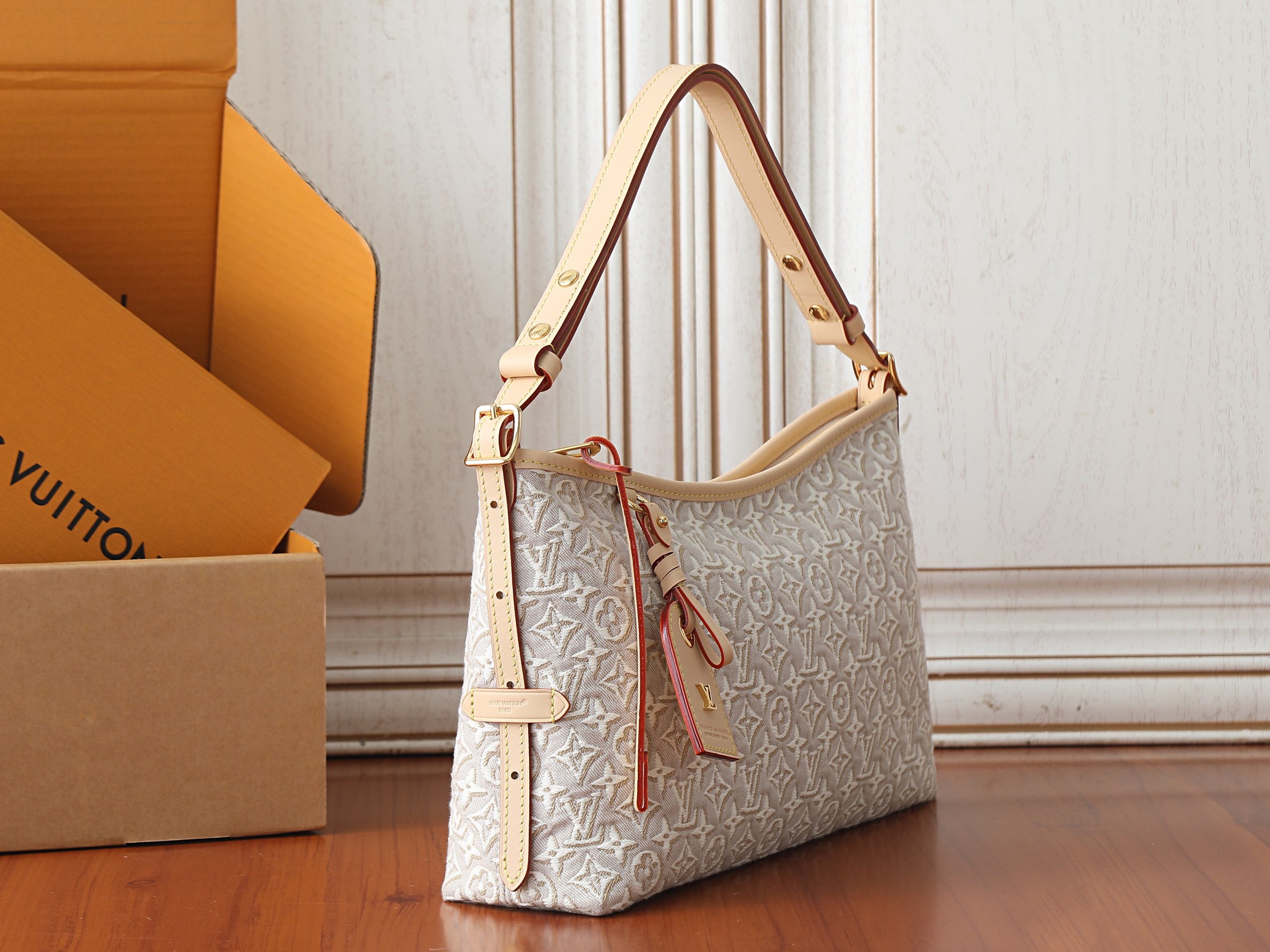 Louis Vuitton Carryall East-West Monogram Emblème Handbag M2A136 - Image 2
