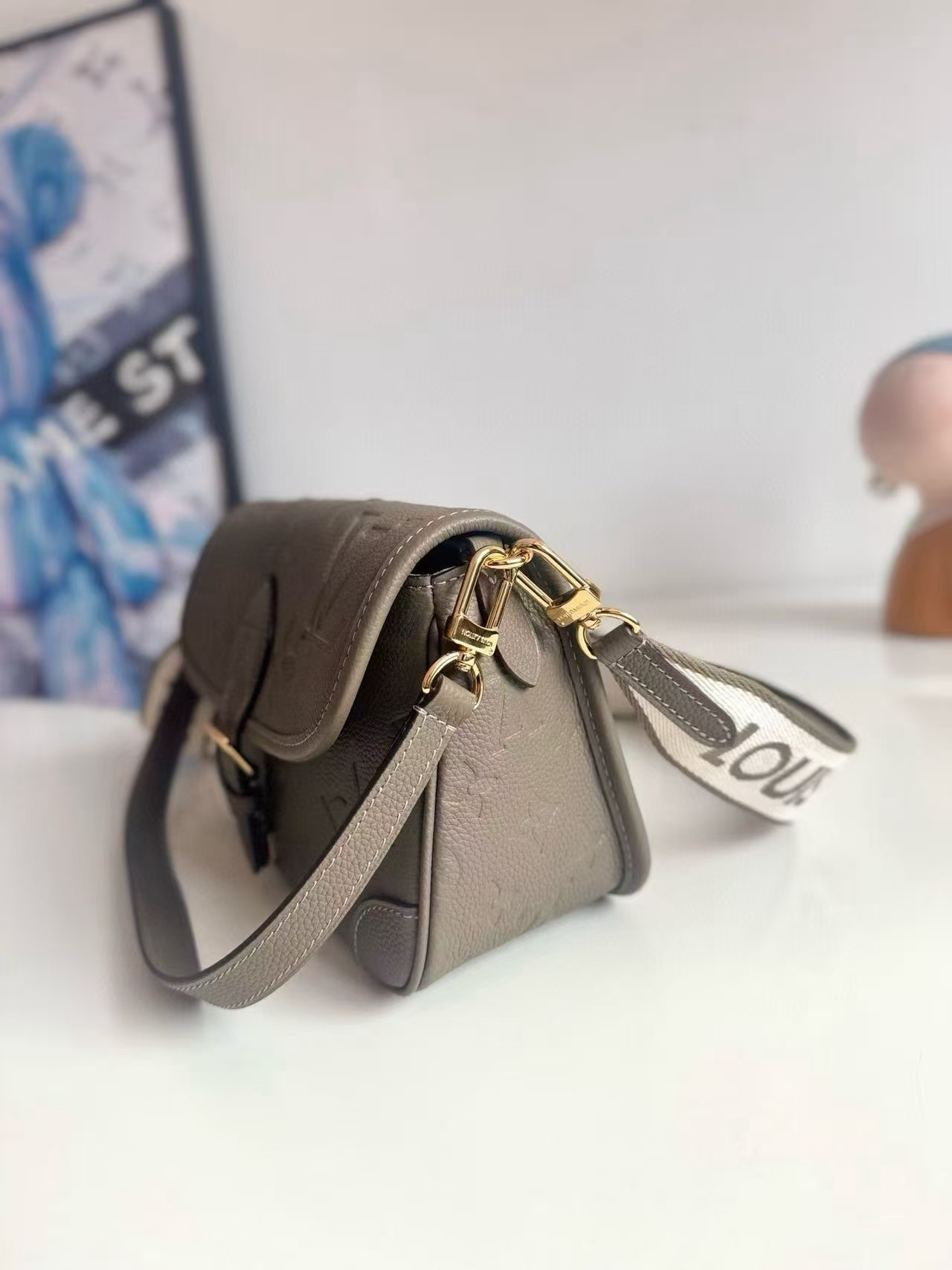 Louis Vuitton Diane Handbag in Monogram Empreinte Leather - Image 2